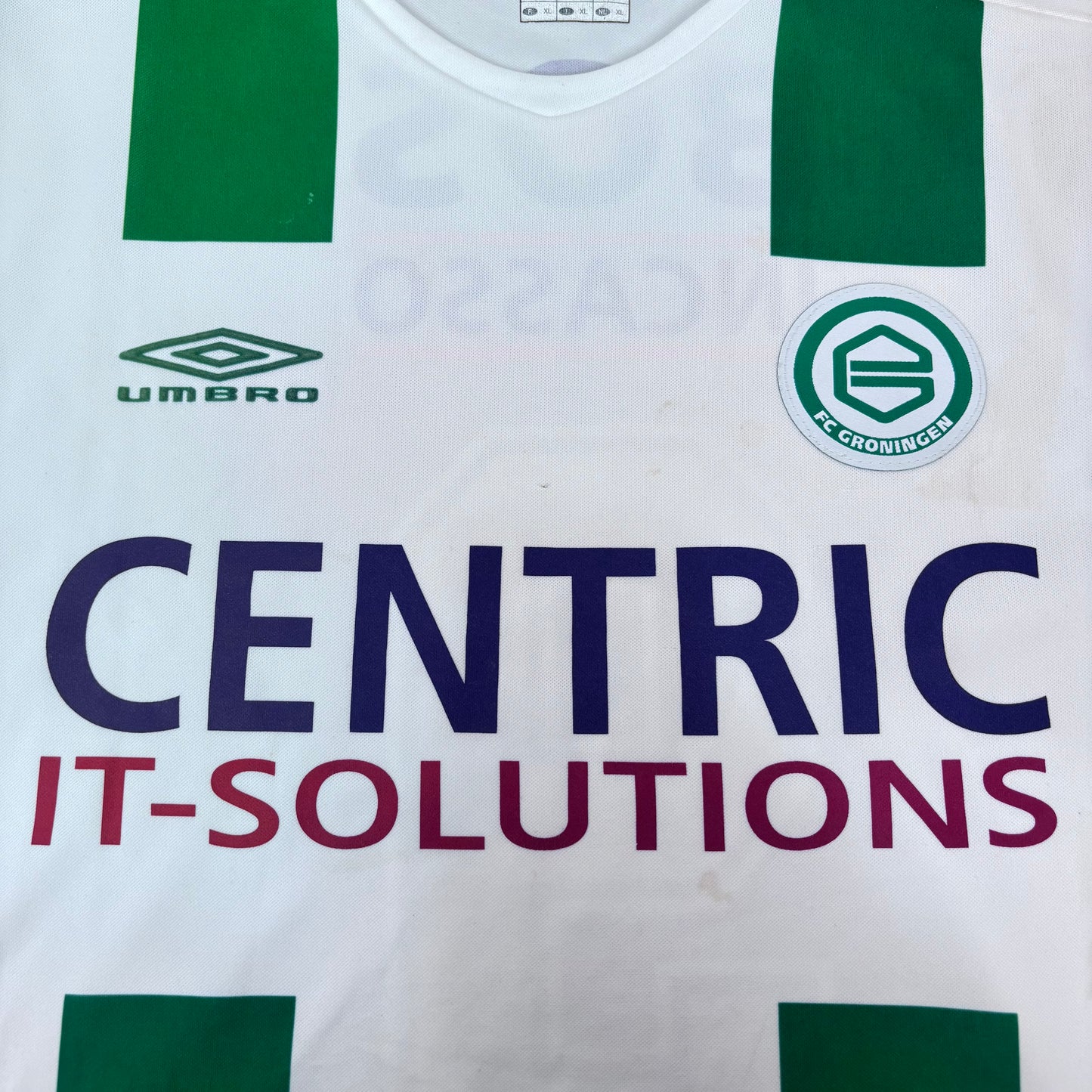 2006/07 FC Groningen Home Shirt - Suarez - XL