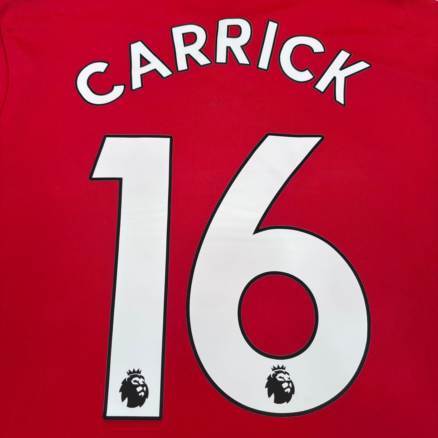 2016/17 Manchester United Home Shirt - Carrick - M