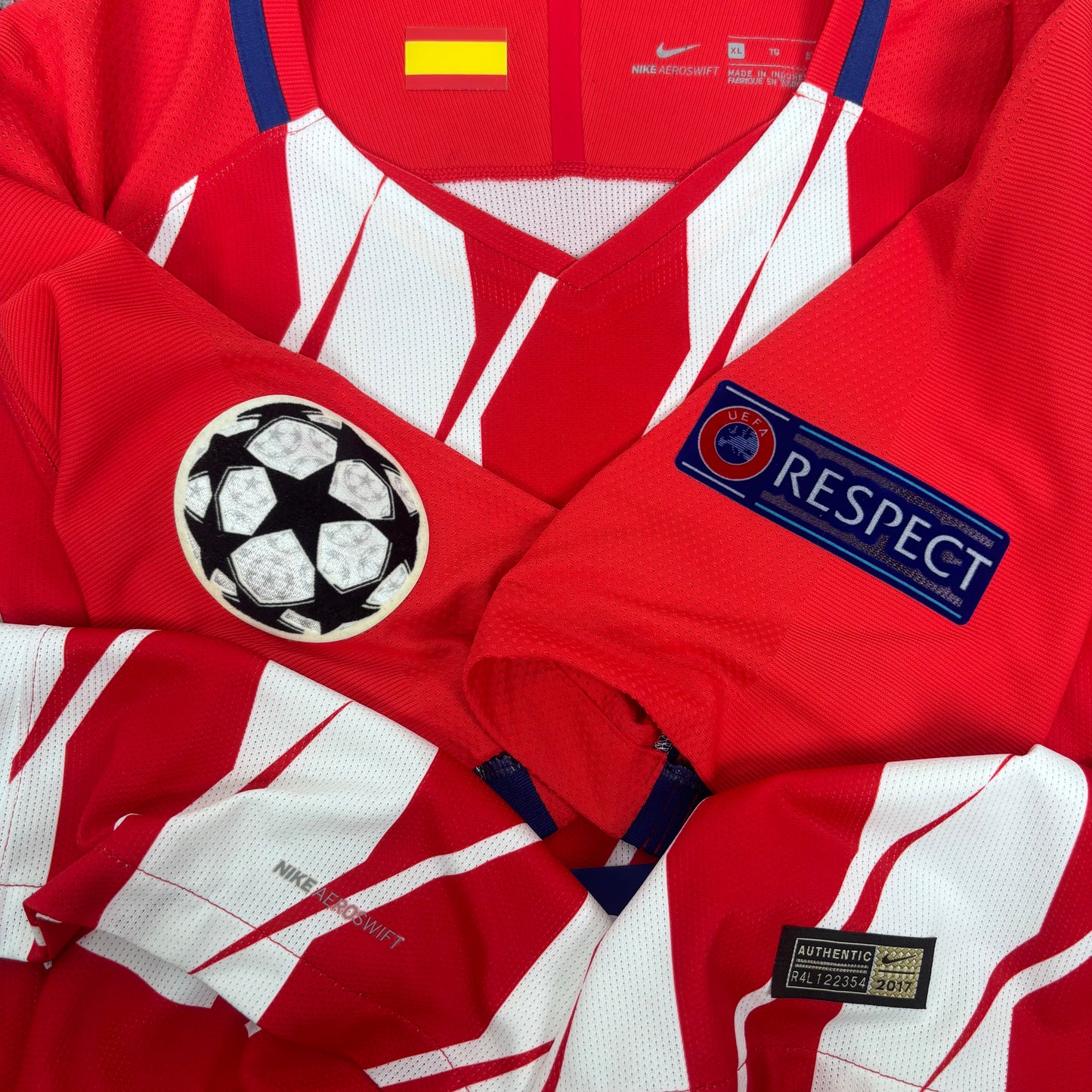 2017/18 Atletico Madrid Home Shirt - Player Issue - Torres - XL
