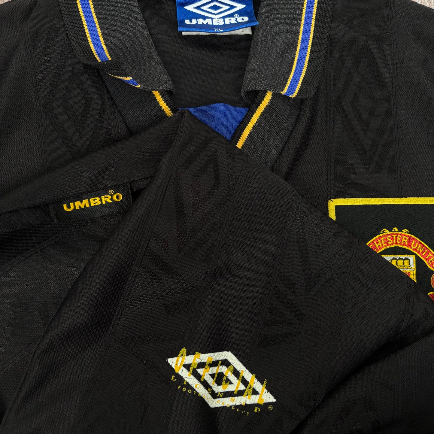 1994/95 Manchester United Away Shirt - Cantona - XL