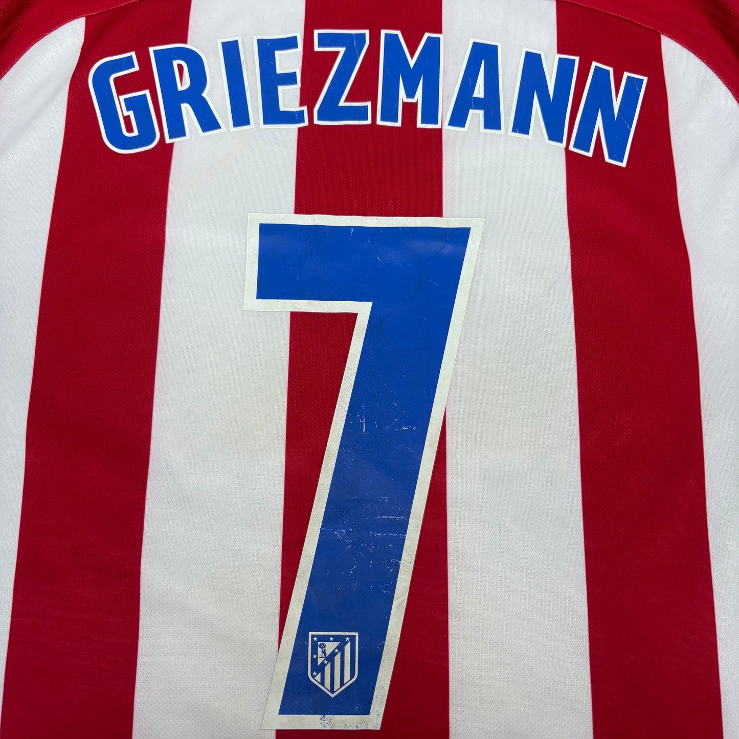 2016/17 Atletico Madrid Home Shirt - Griezmann - L