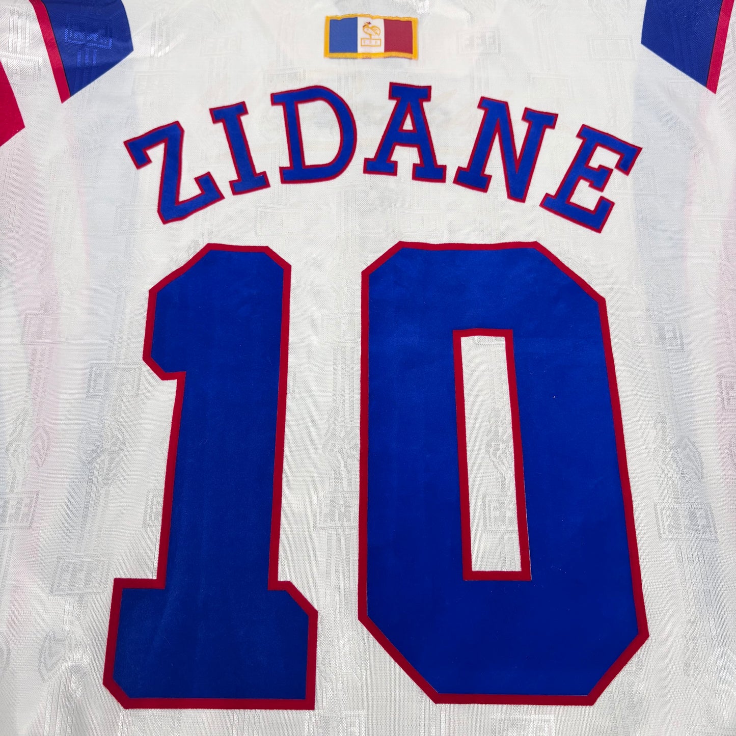 1996/97 France Away Shirt - Zidane - L
