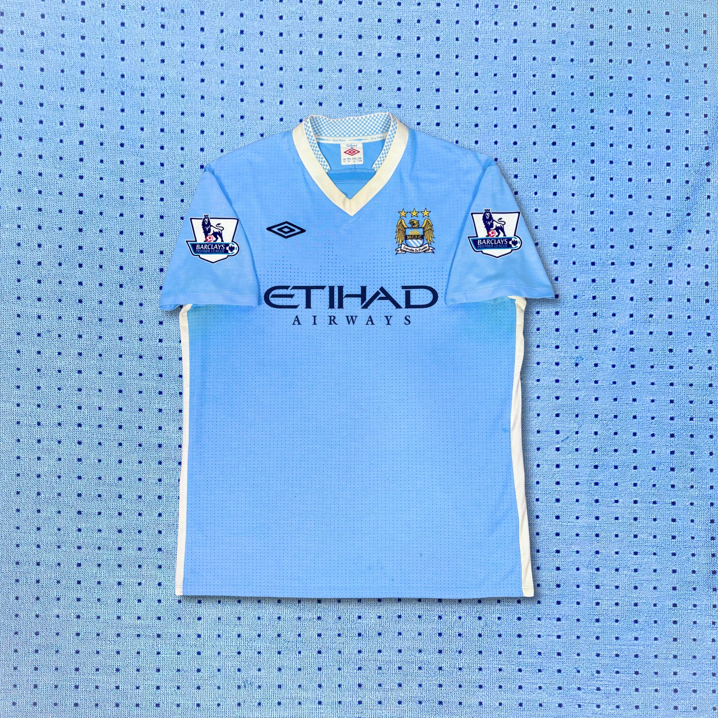 2011/12 Manchester City Home Shirt - Aguero - L