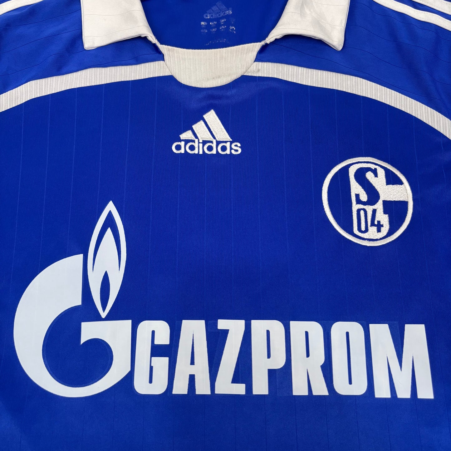 2006/07 FC Schalke Home Shirt - Ozil - XL