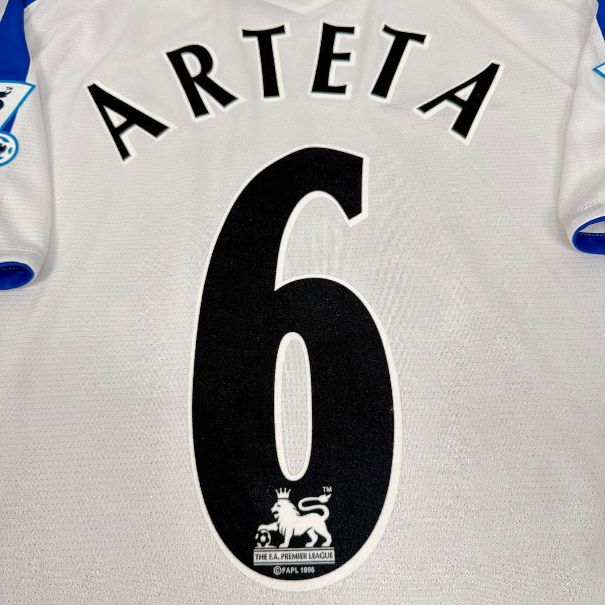2004/05 Everton Away Shirt - Arteta - L