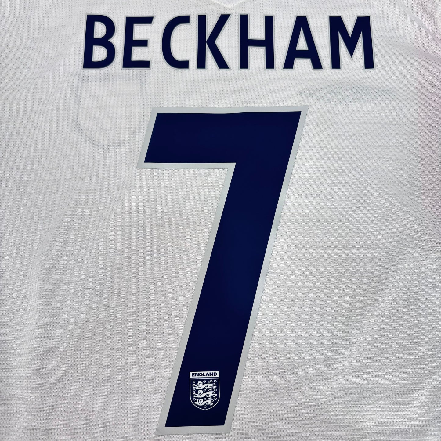 2006/07 England Home Shirt - Beckham - M