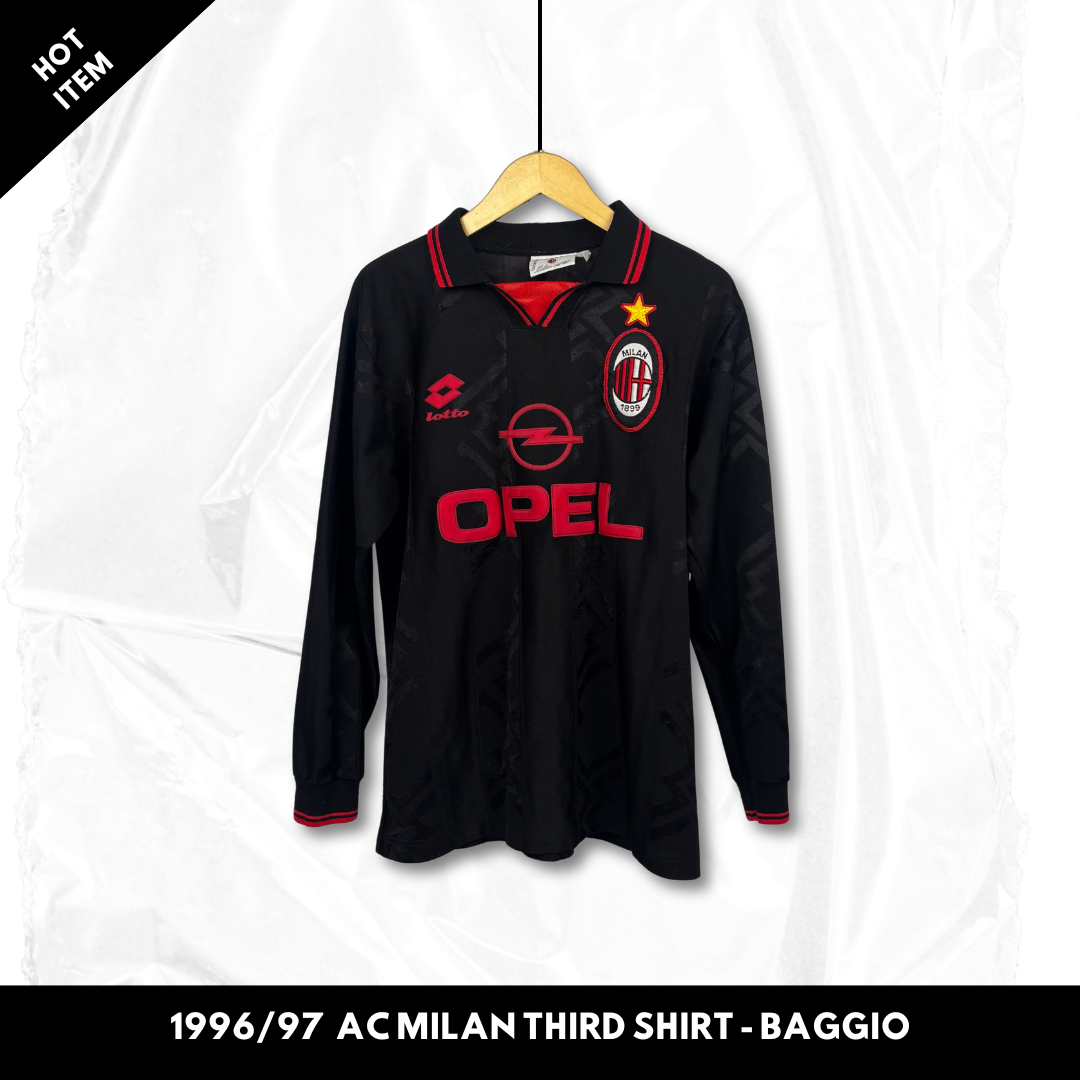 1996/97 AC Milan Third Shirt Longsleeve - Baggio