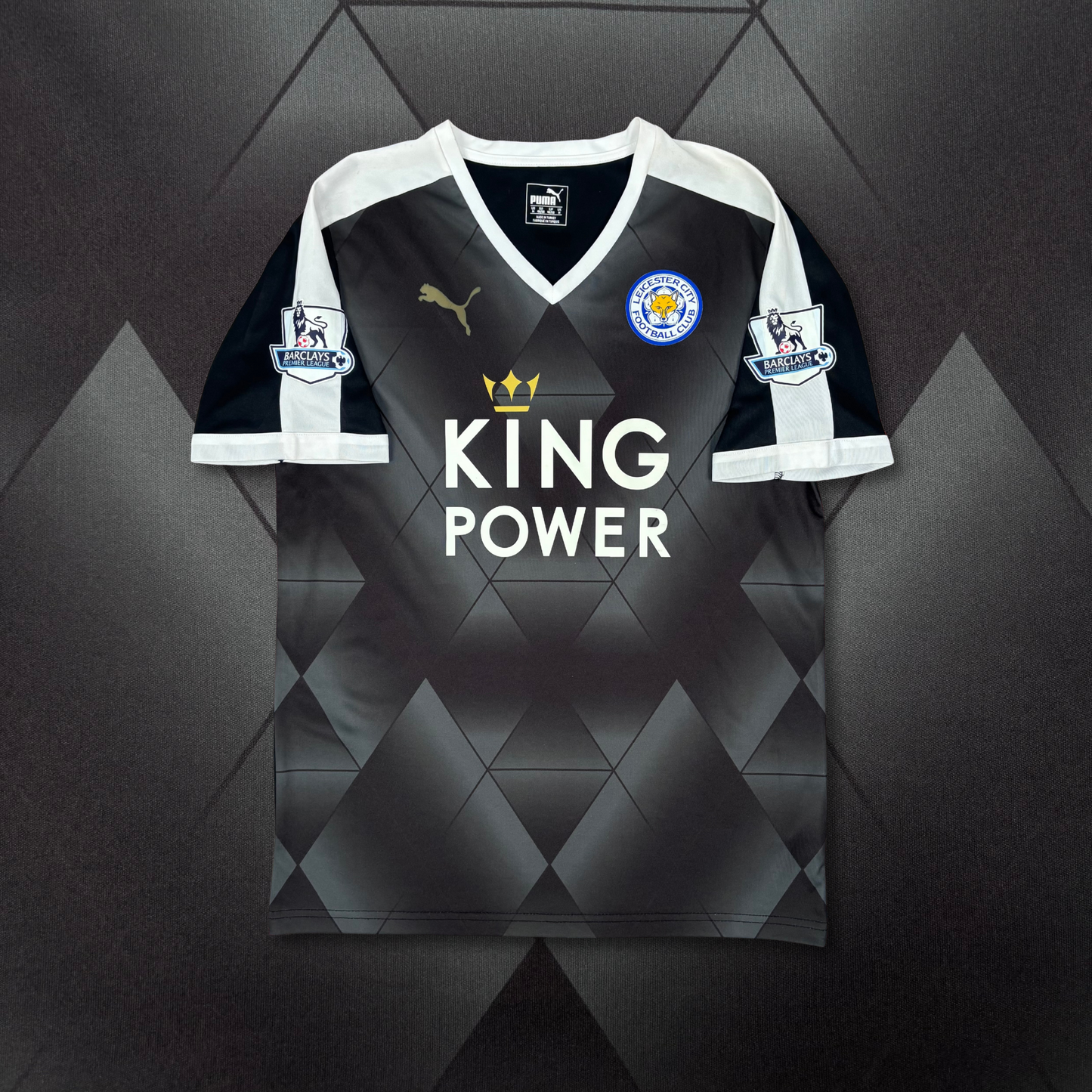 2015/16 Leicester City Away Shirt - Vardy - M