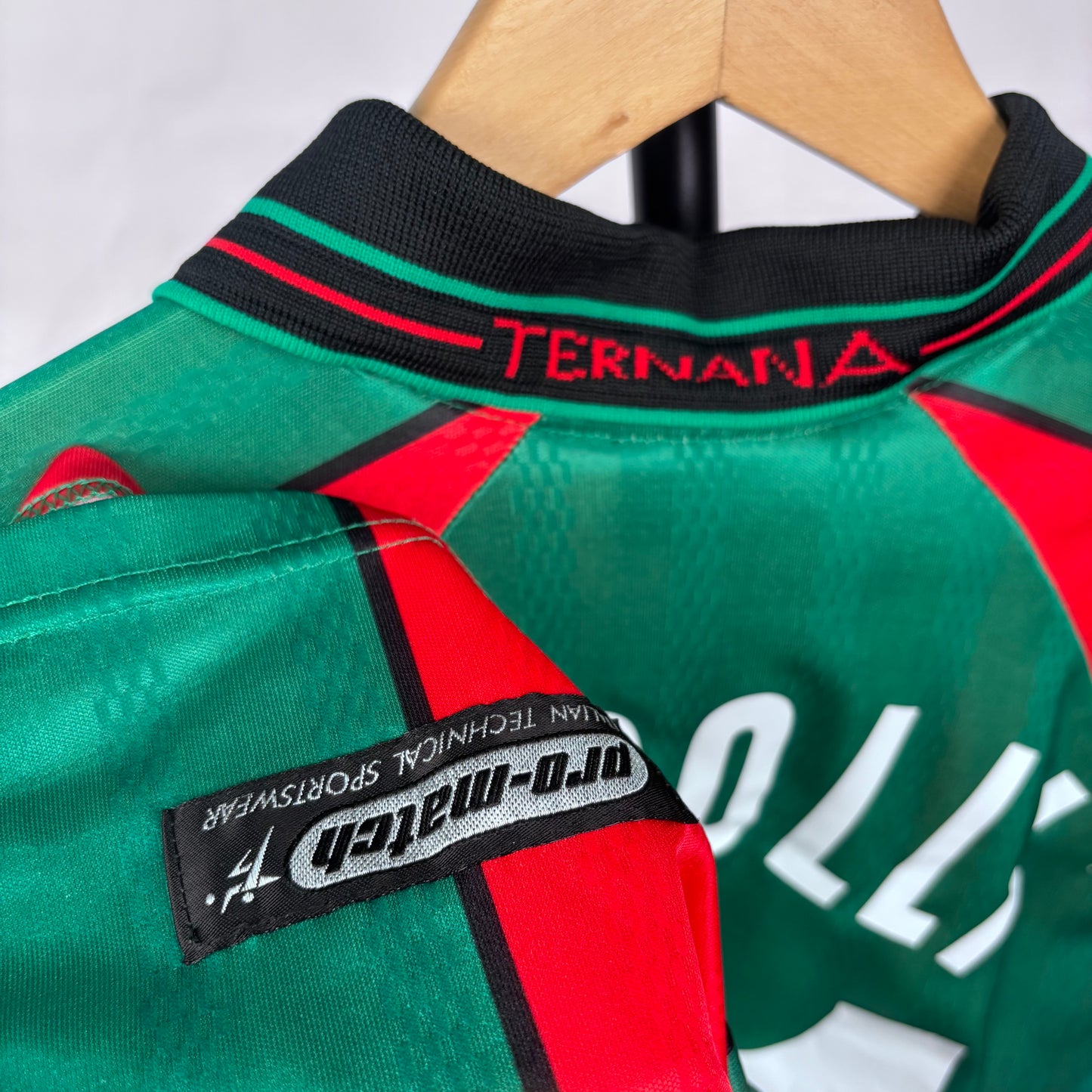 2000/01 Ternana Home Shirt - Miccoli - M
