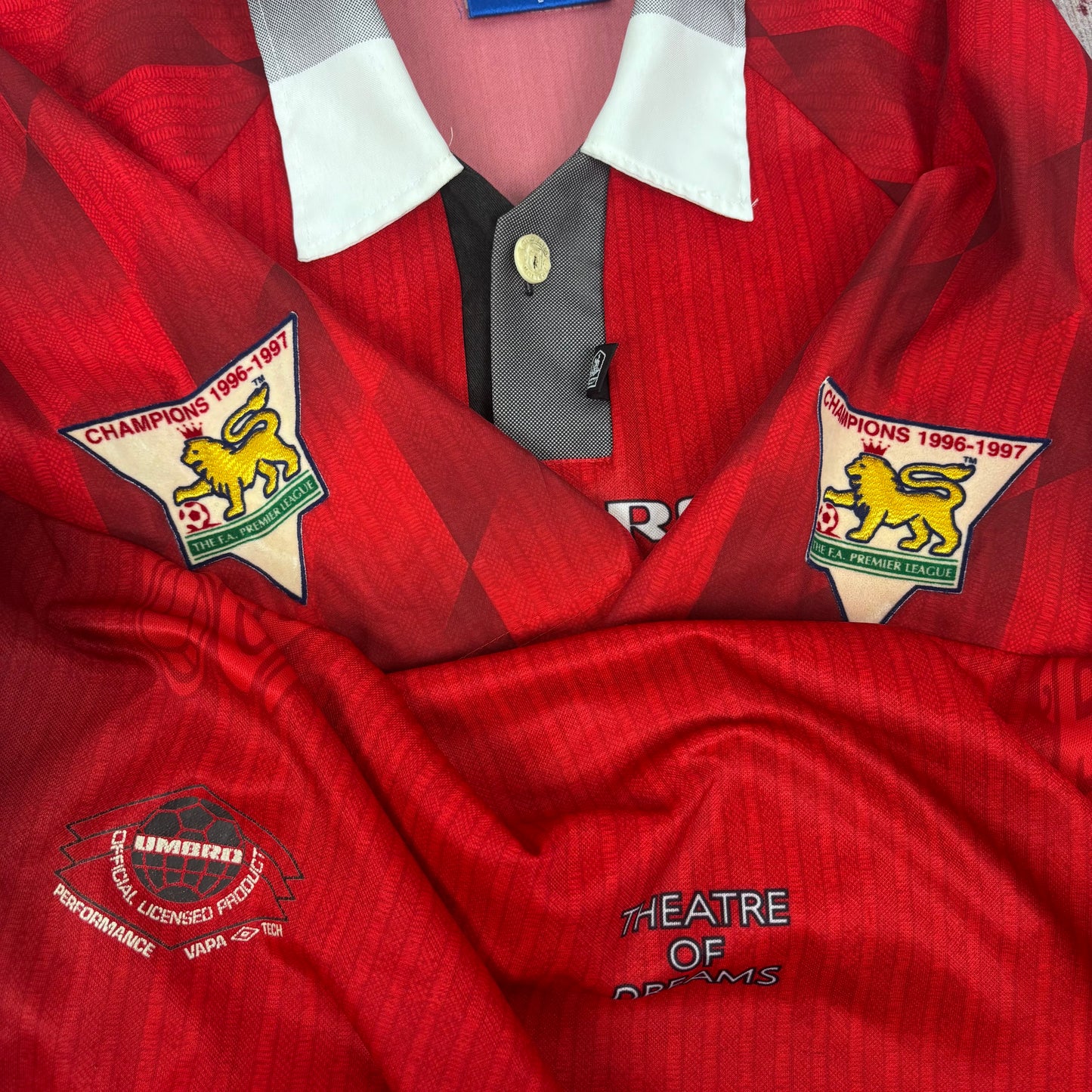 1997/98 Manchester United Home Shirt - Giggs - L
