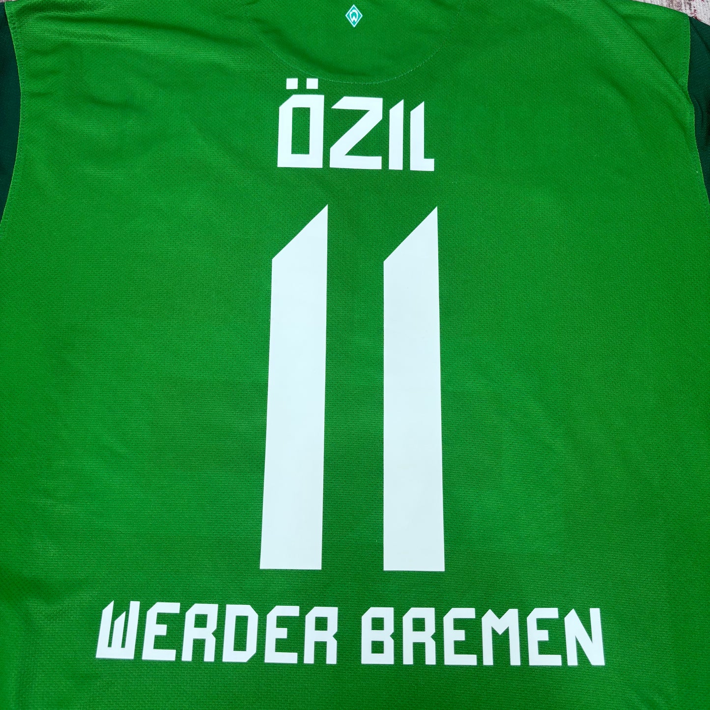 2010/11 Werder Bremen Home Shirt - Ozil - XL