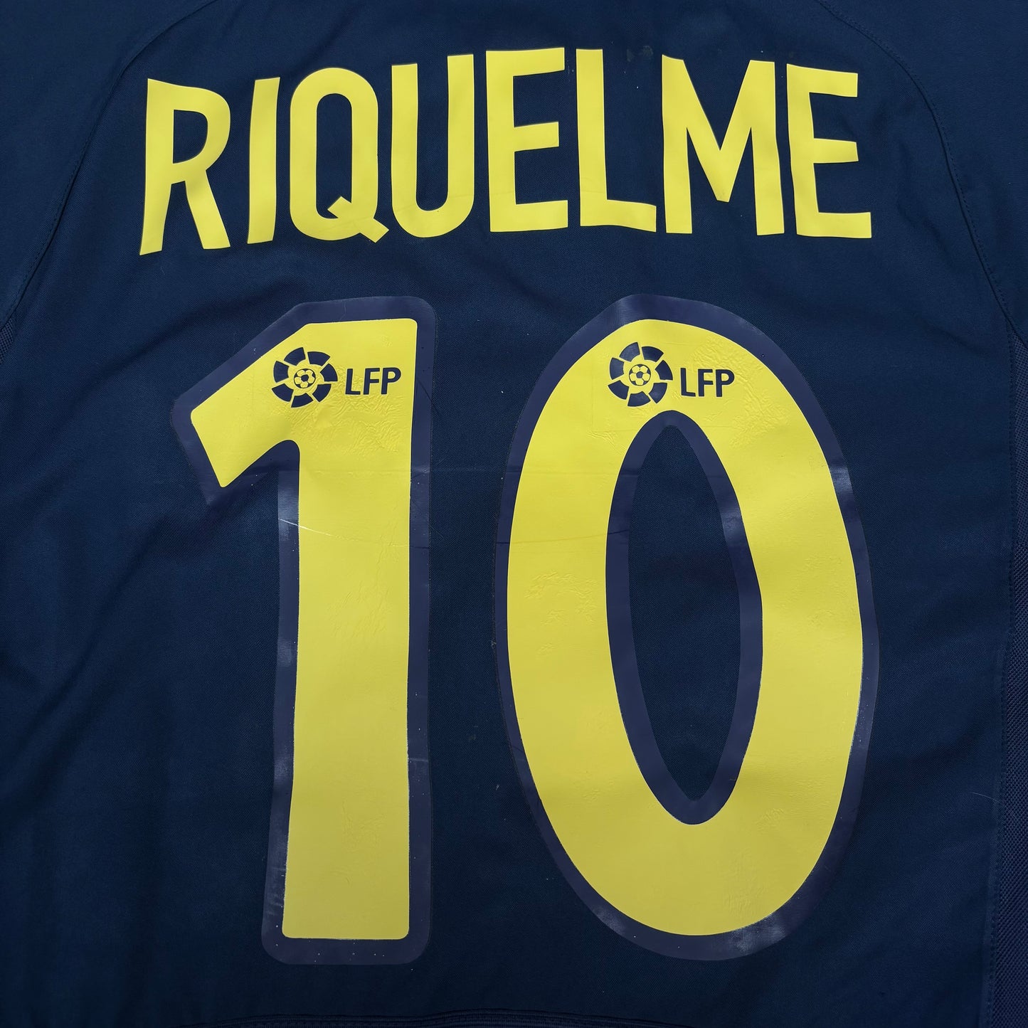 2002/03 Barcelona Away Shirt - Riquelme - M