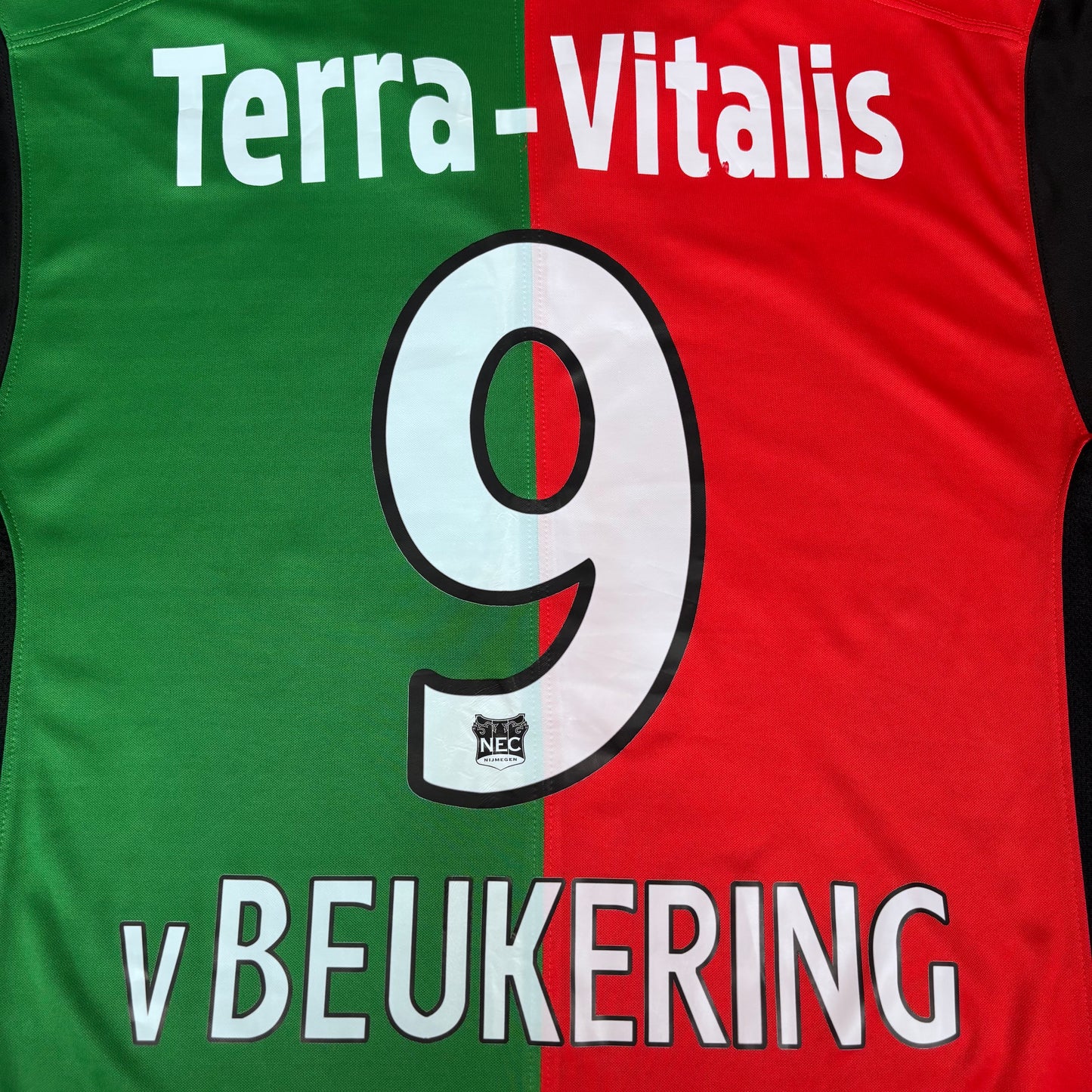 2007/08 NEC Nijmegen Home Shirt - van Beukering - XL