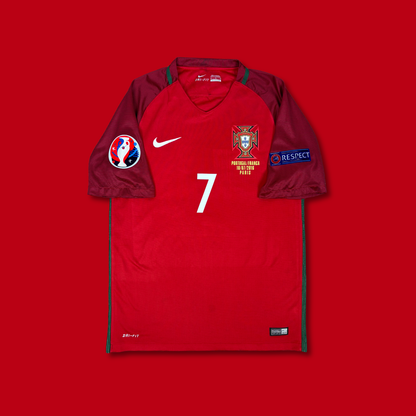 2016/17 Portugal Home Shirt - Cristiano Ronaldo - M
