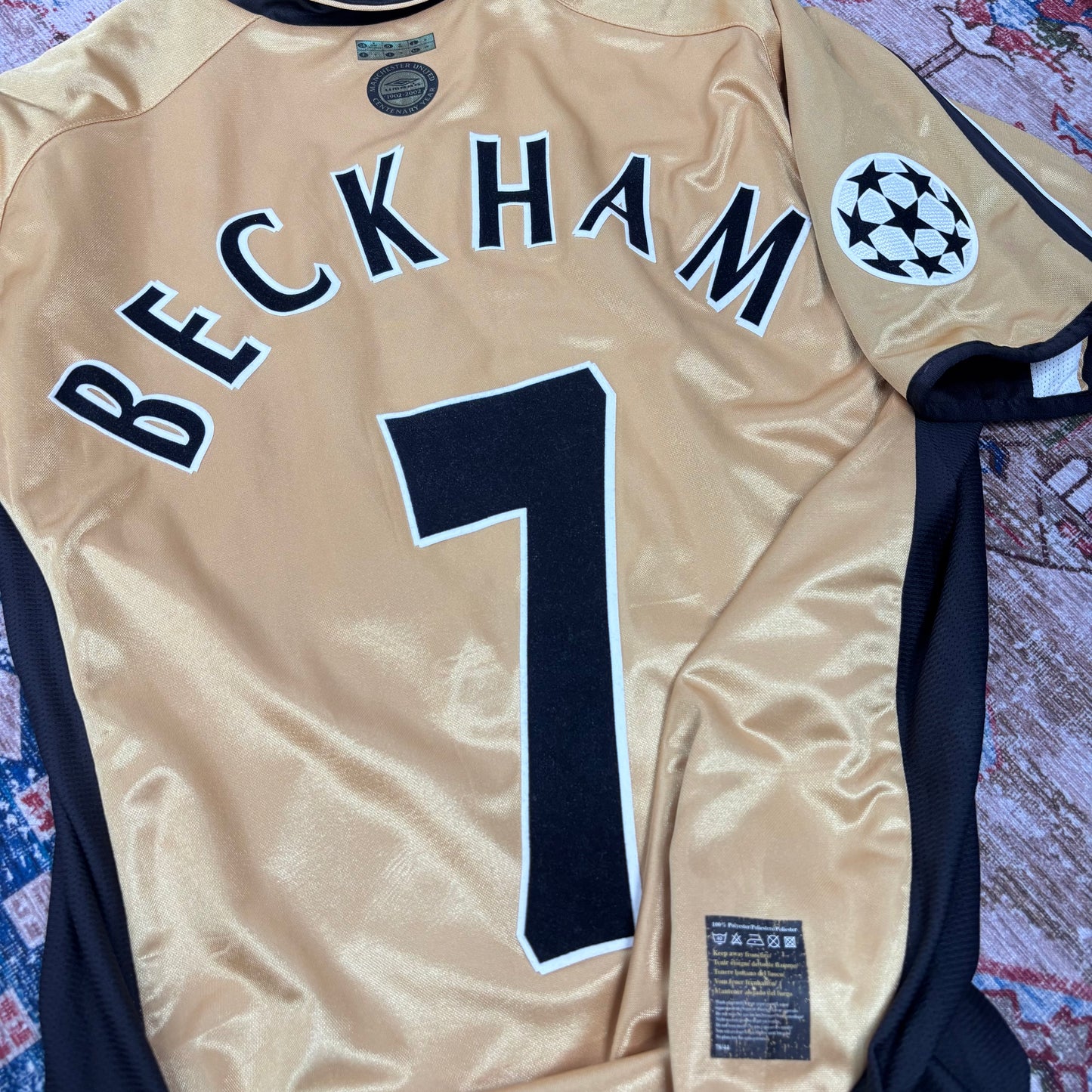 2001/02 Manchester United Centenary Shirt - Van Nistelrooy and Beckham - M