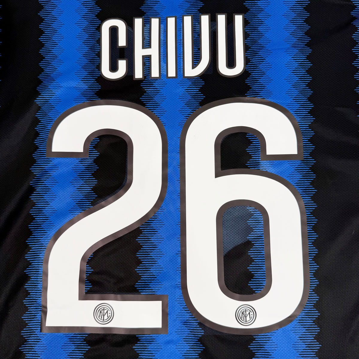 2010/11 Inter Milan Home Longsleeve Shirt - Chivu - XL