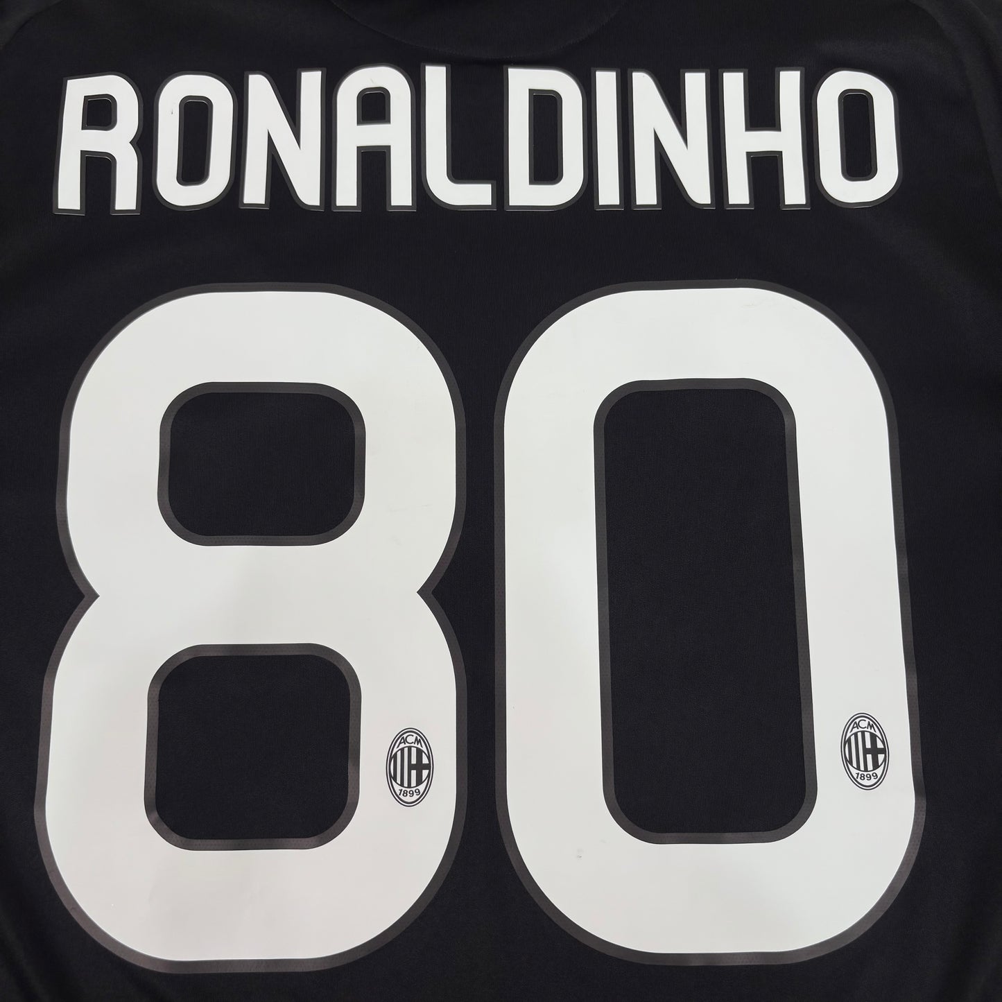 2010/11 AC Milan Third Shirt - Ronaldinho - M