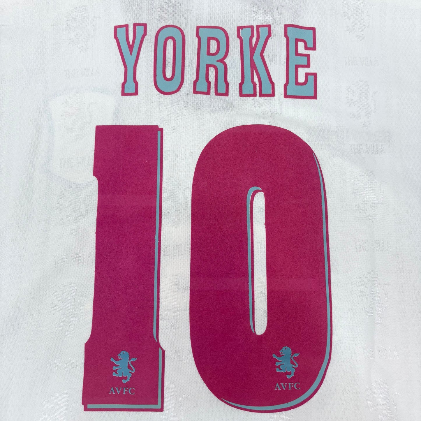 1996/97 Aston Villa Away Shirt - Yorke - M