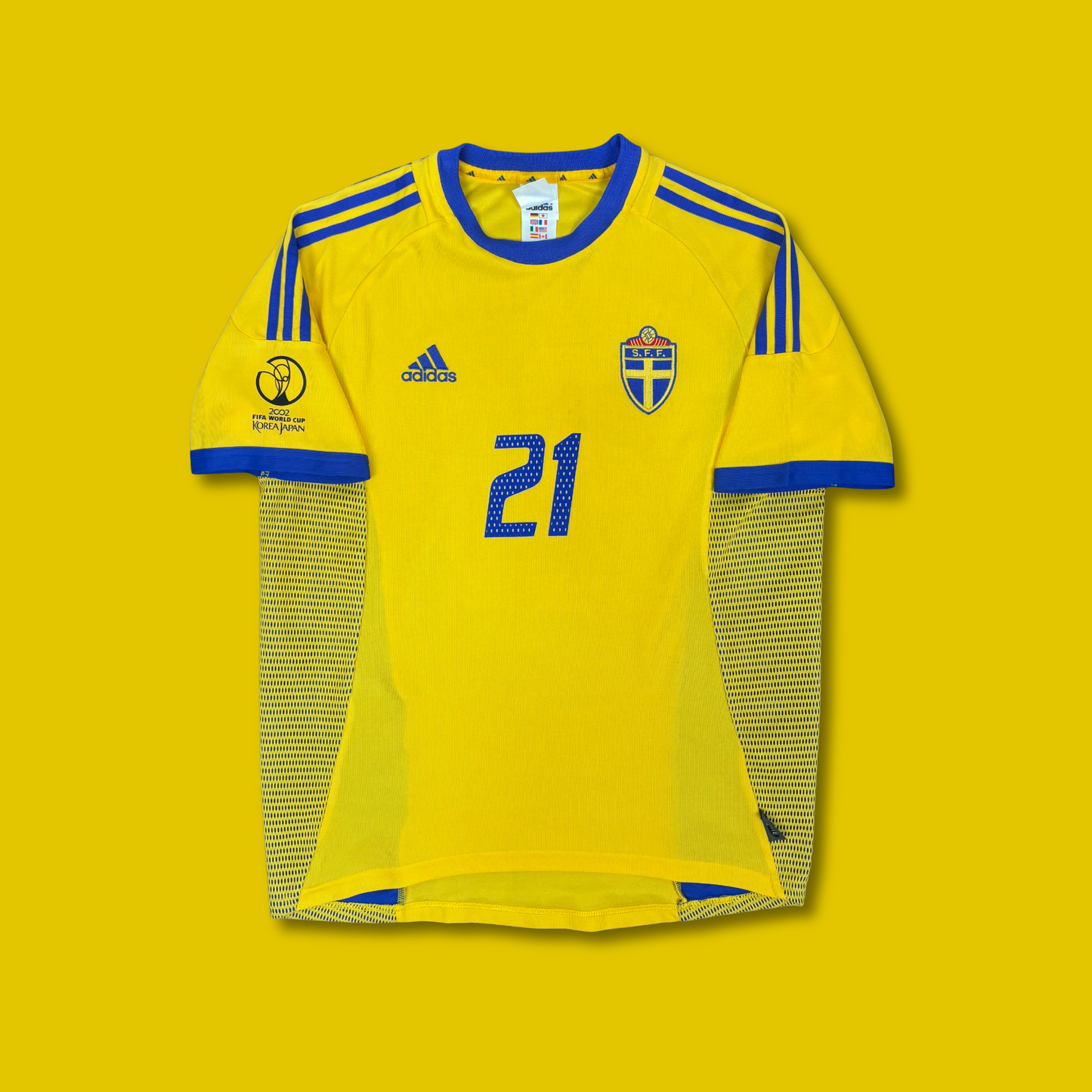 2002/03 Sweden Home Shirt - Ibrahimovic - M
