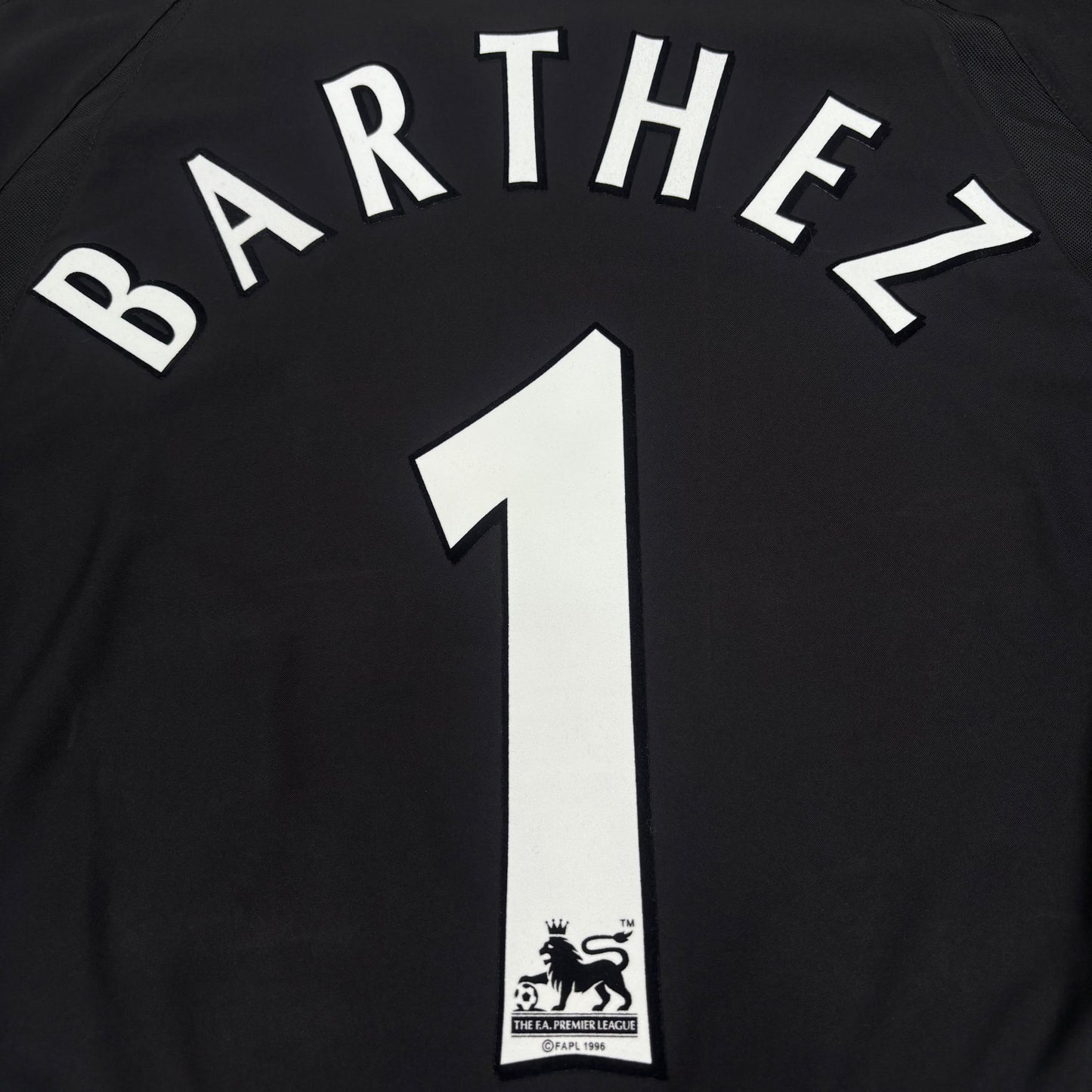 2003/04 Manchester United Away Shirt - Barthez - XL