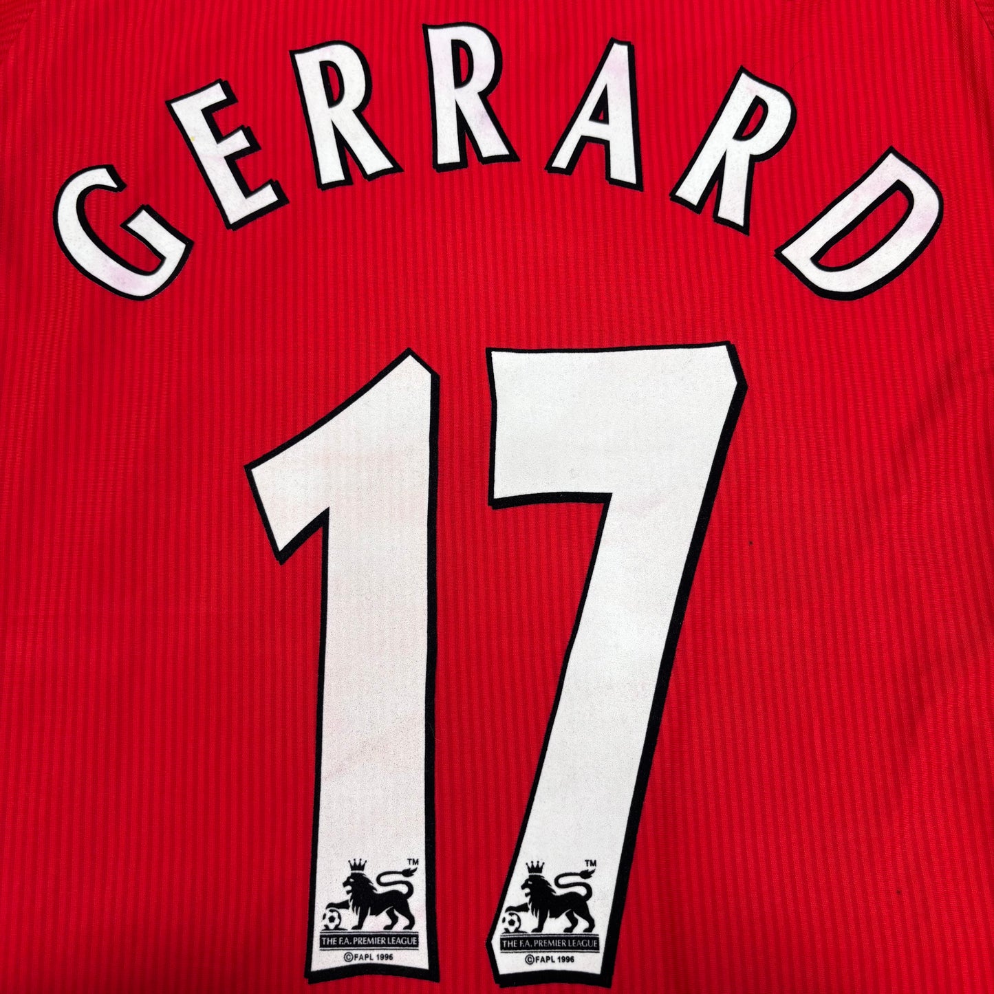 2002/03 Liverpool Home Shirt - Gerarrd - L