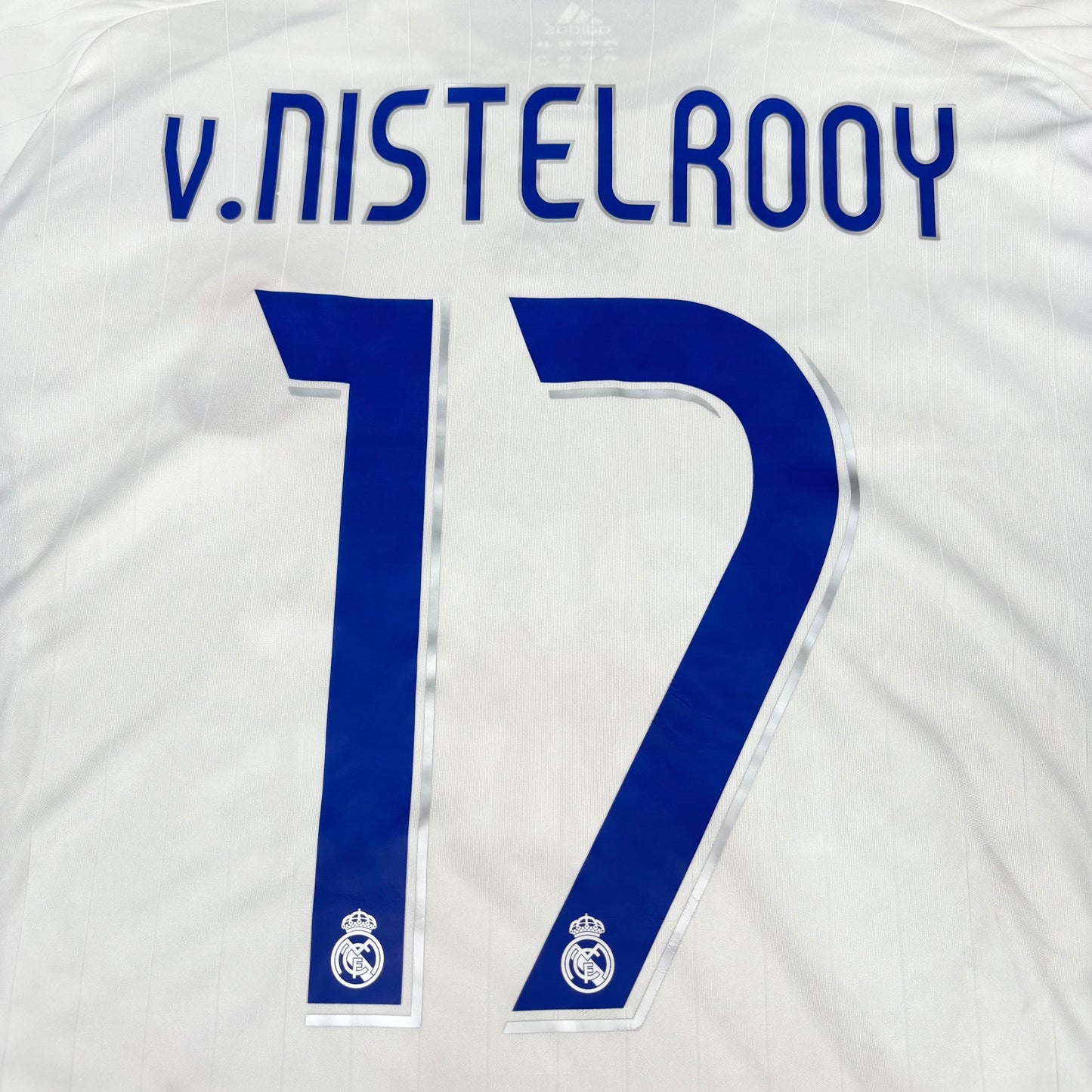 2006/07 Real Madrid Home Shirt - Van Nistelrooy - L