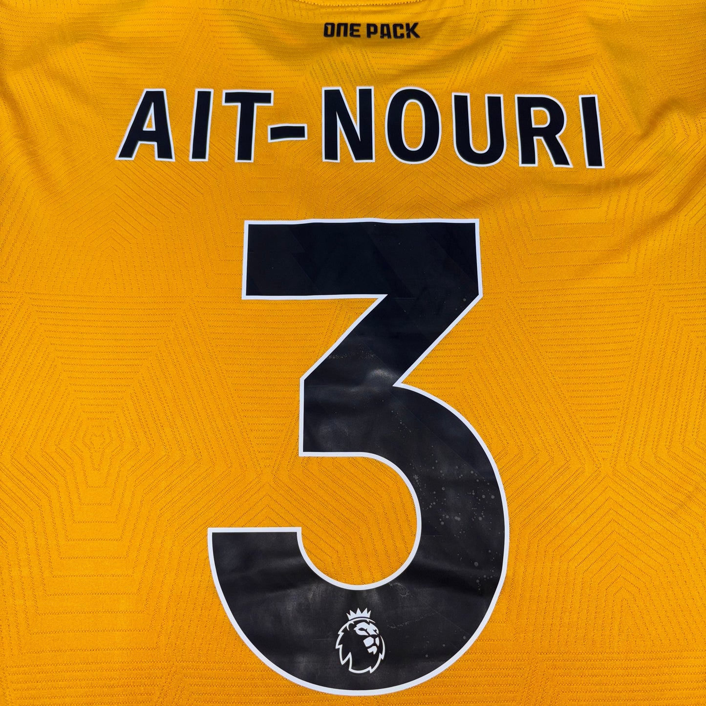 2024/25 Wolverhampton Wanderers Home Shirt - Ait-Nouri - XL - New with Tag