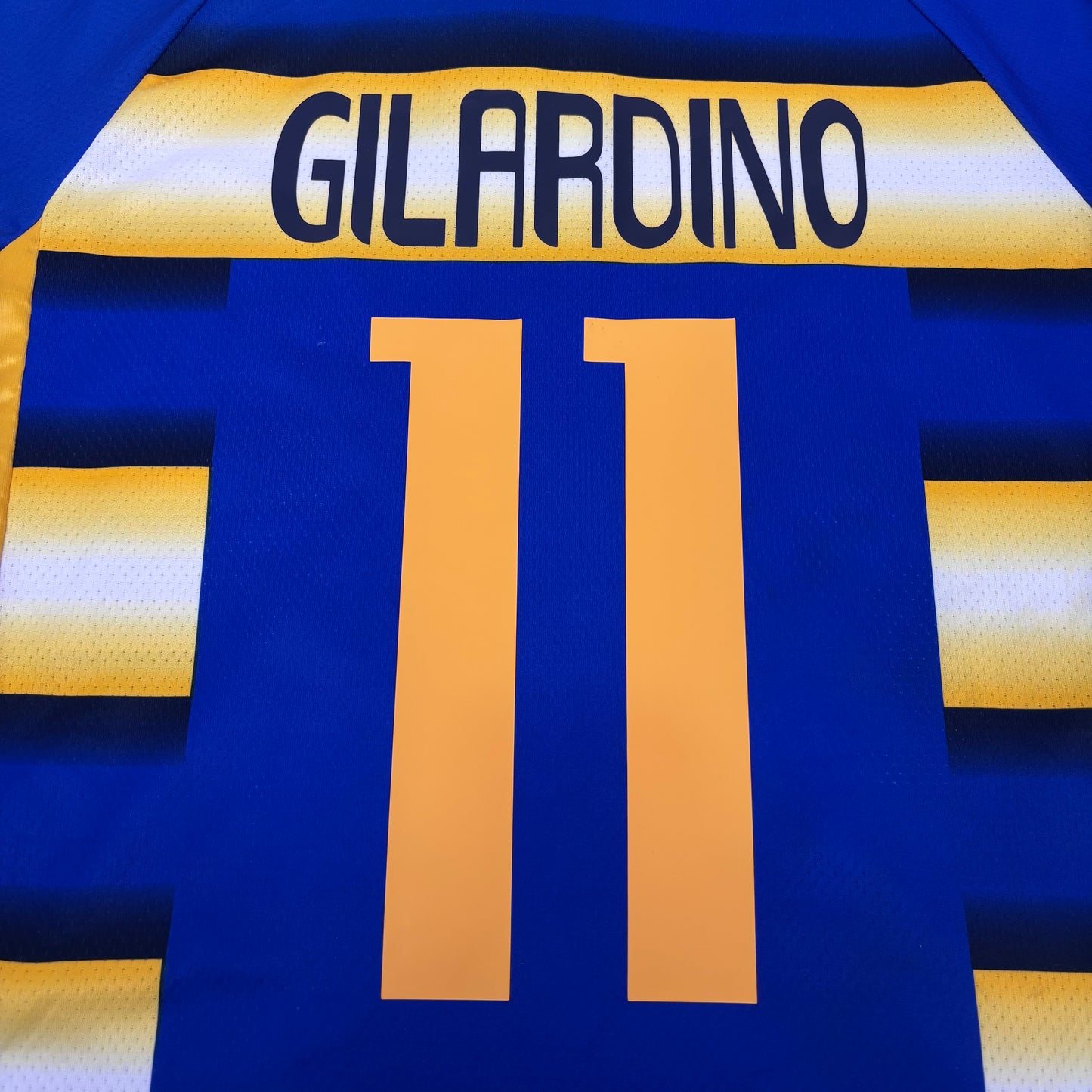 2004/05 Parma Home Longsleeve Shirt - Gilardino - Player Issue - L