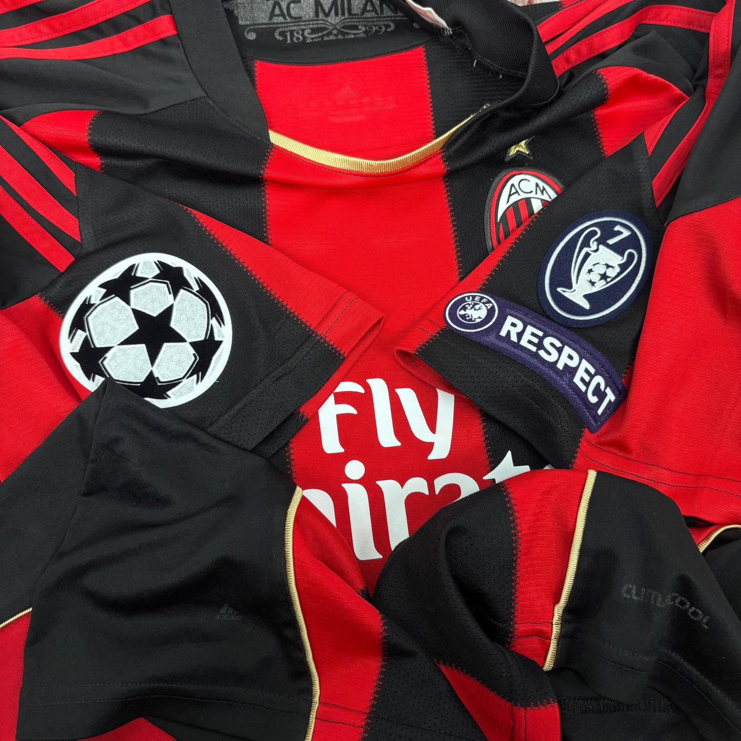 2010/11 AC Milan Home Shirt - Ronaldinho - L