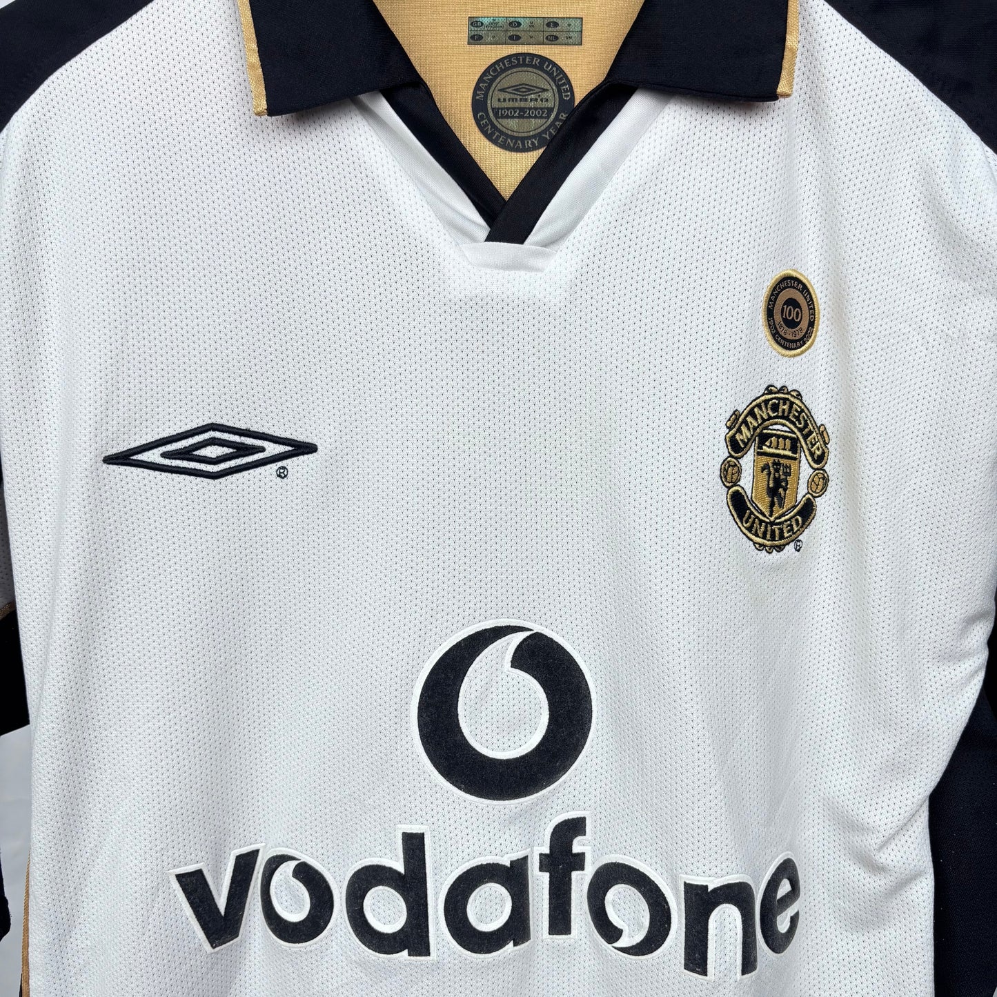2001/02 Manchester United Centenary Shirt - Van Nistelrooy and Beckham - M
