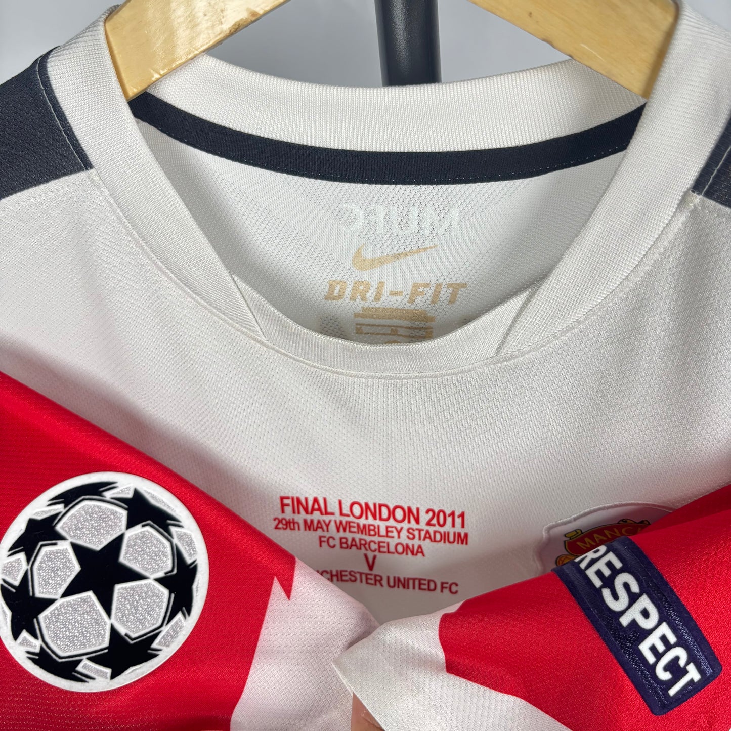 2010/11 Manchester United Away Shirt - Chicarito