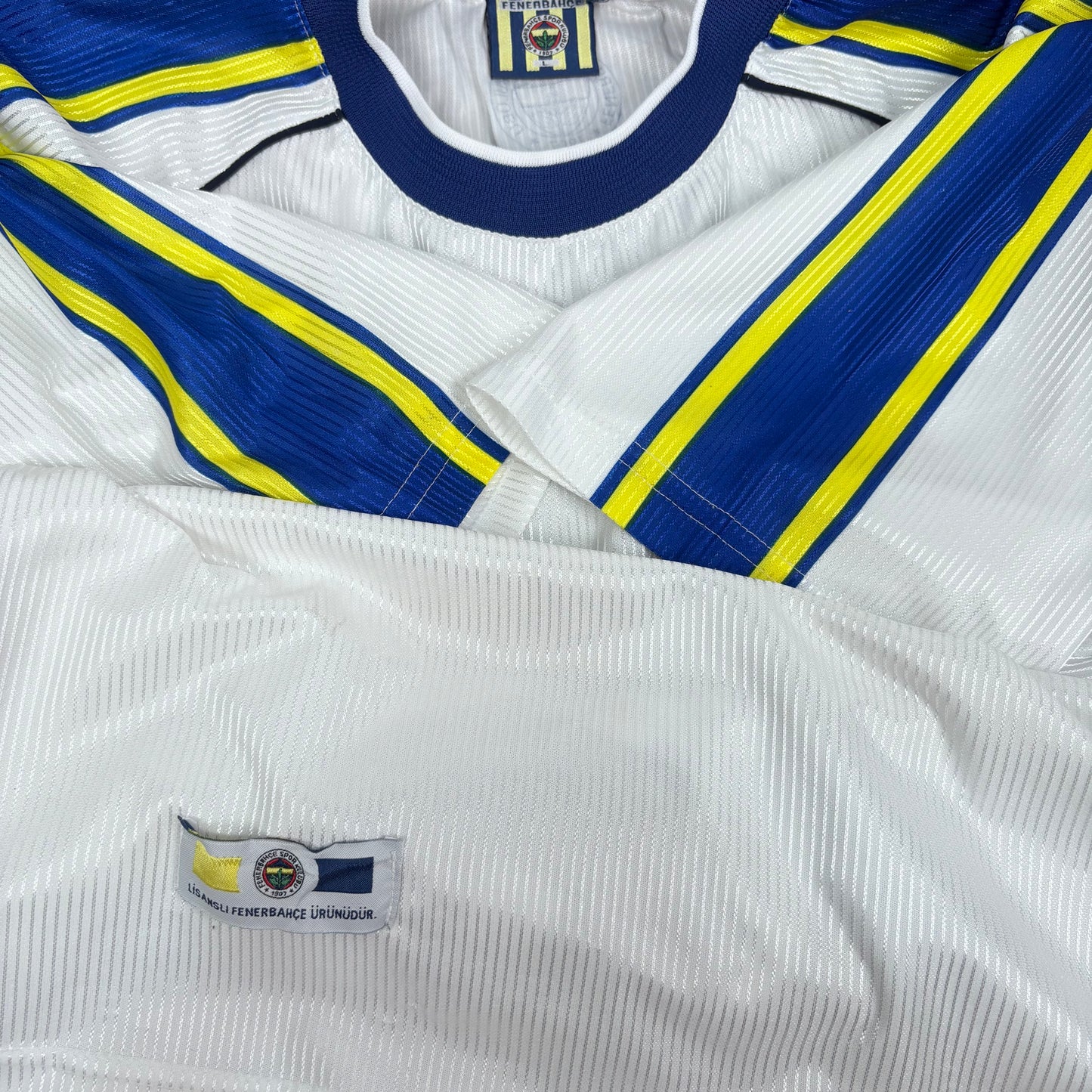 2000/01 Fenerbache Away Shirt - Andersson - L