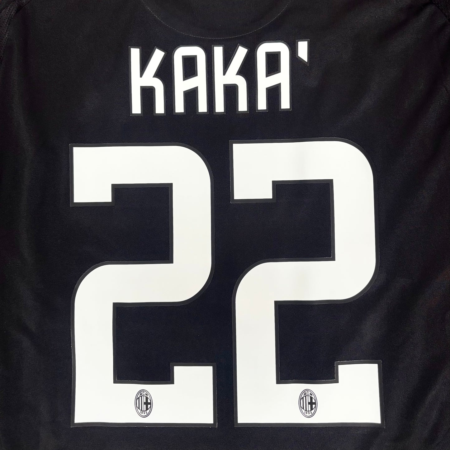 2008/09 AC Milan Third Shirt - Kaka - L