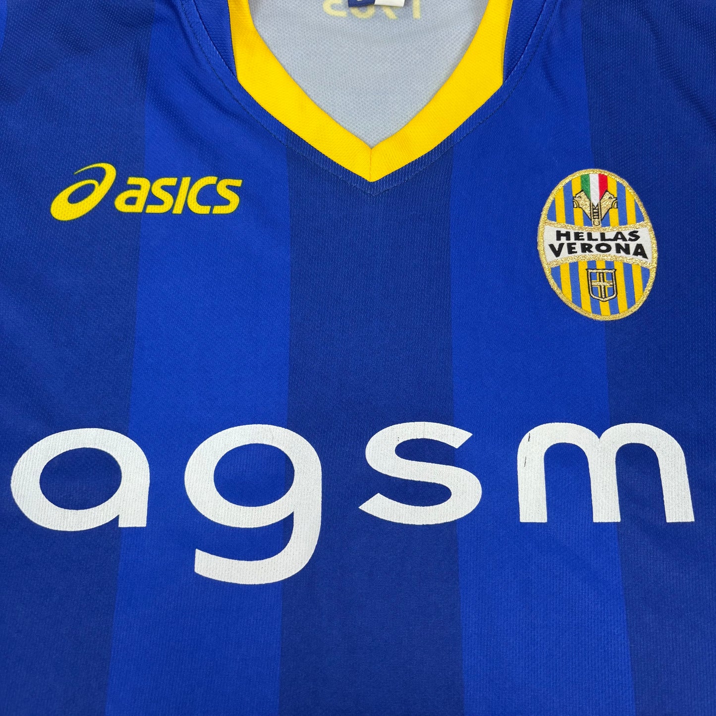 2011/12 Hellas Verona Home Shirt - Jorginho - L