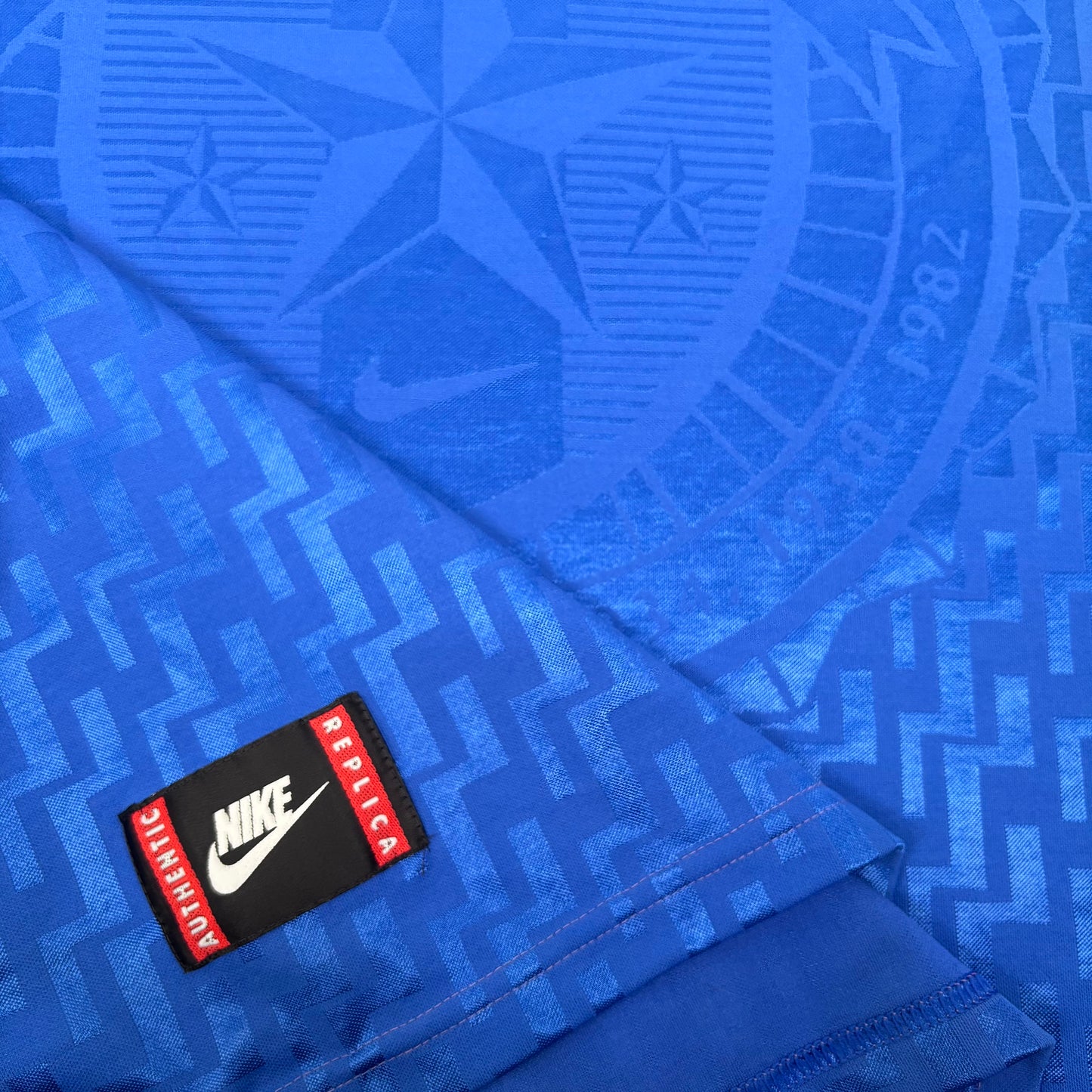 1995/96 Italy Home Shirt - XL
