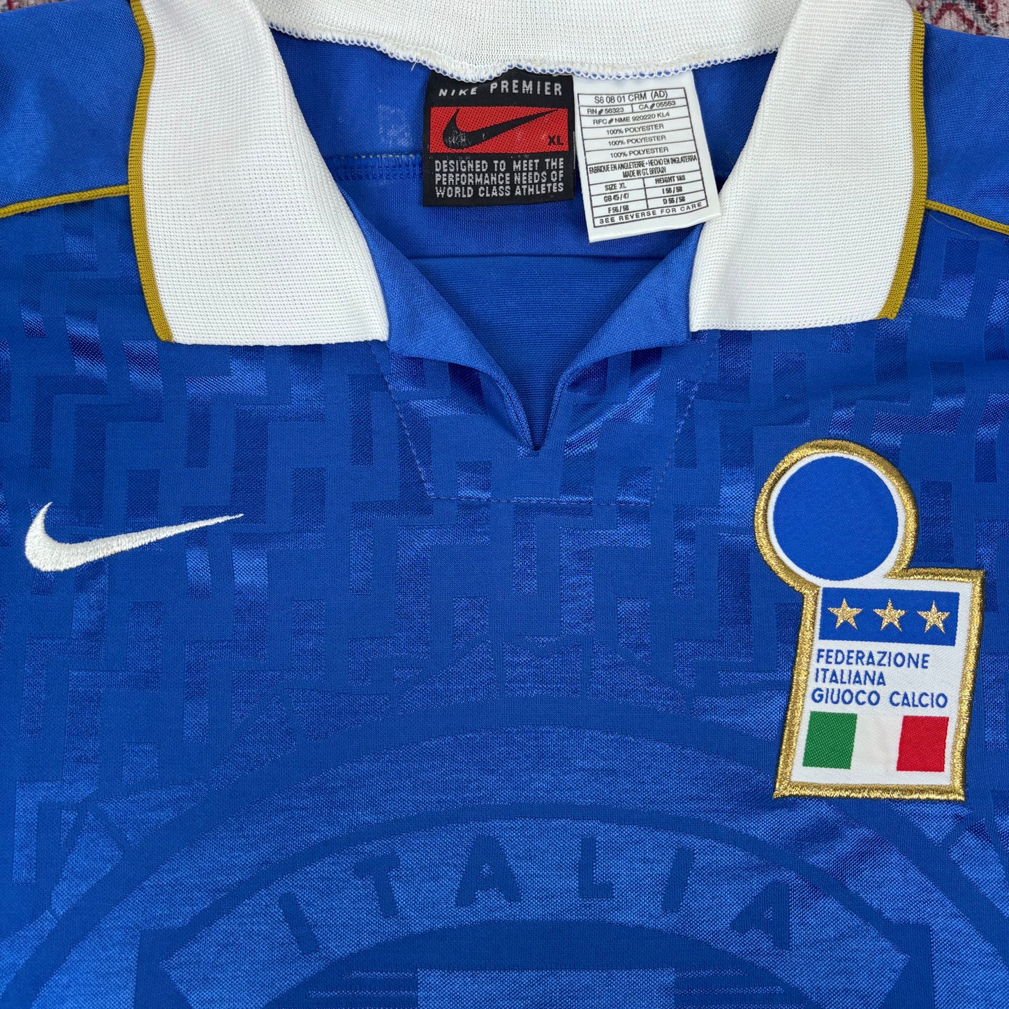 1995/96 Italy Home Shirt - XL