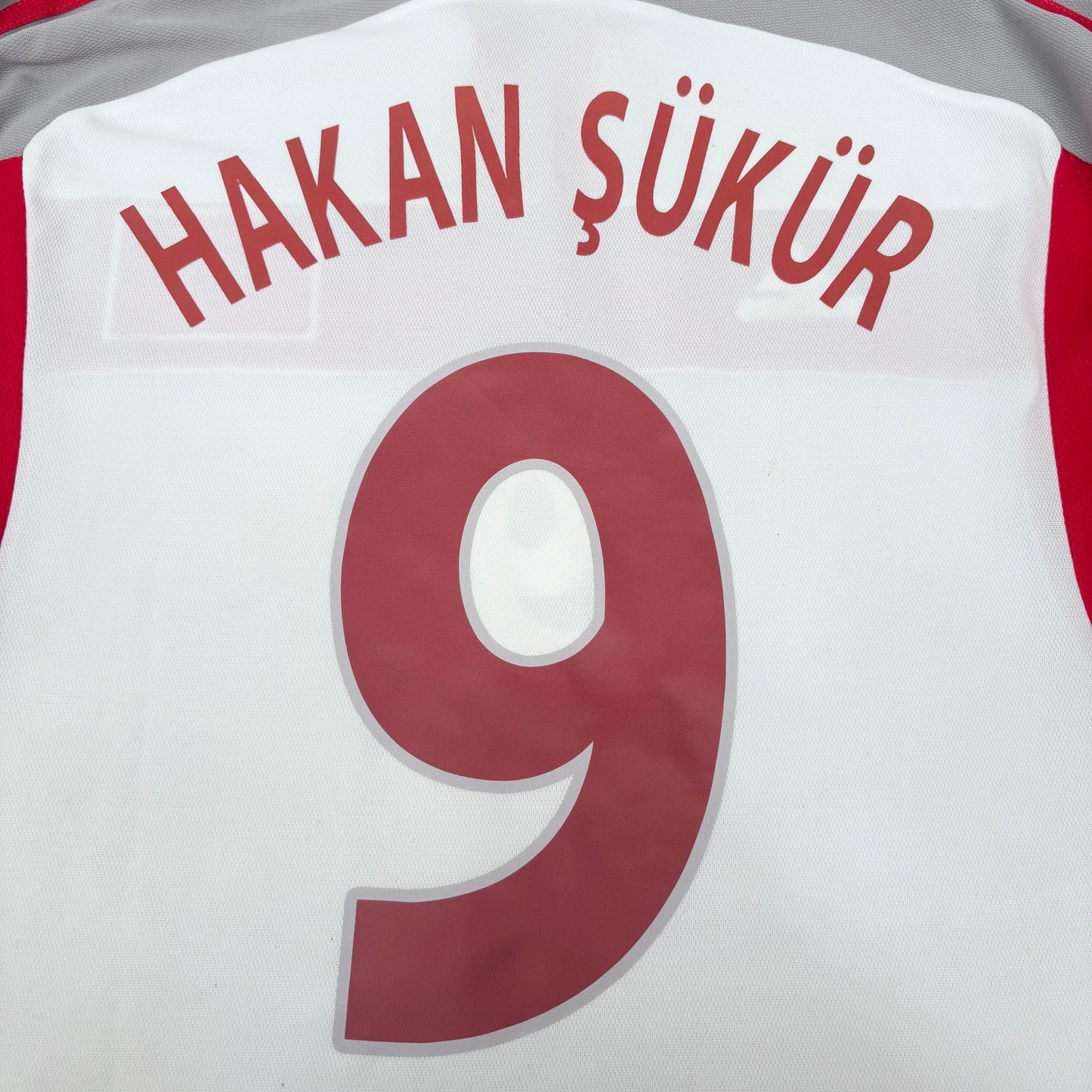 2000/01 Turkey Away Shirt - Hakan Sukur - M