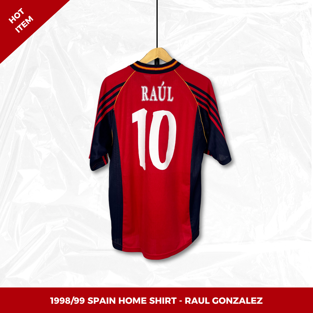 1998/99 Spain Home Shirt - Raul - M