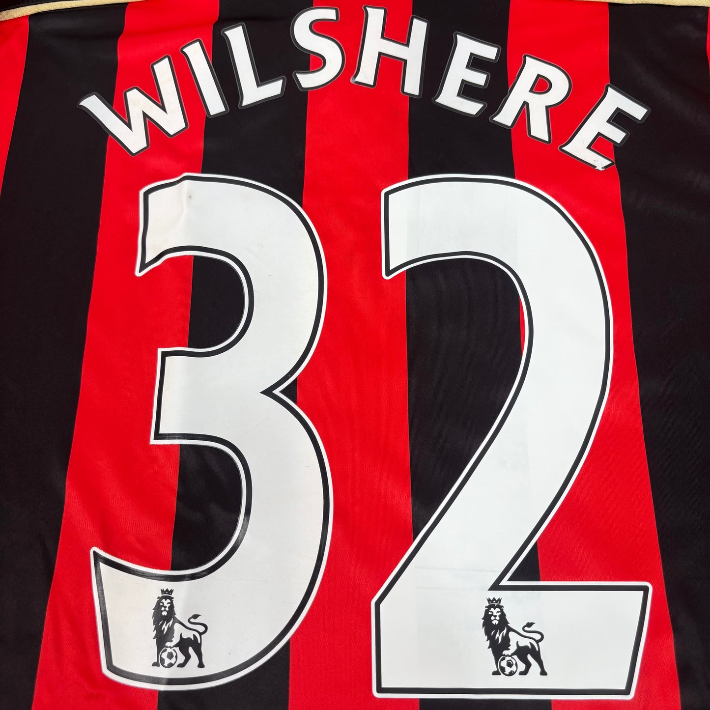 2015/16 AFC Bournemouth Home Shirt - Wilshere - L
