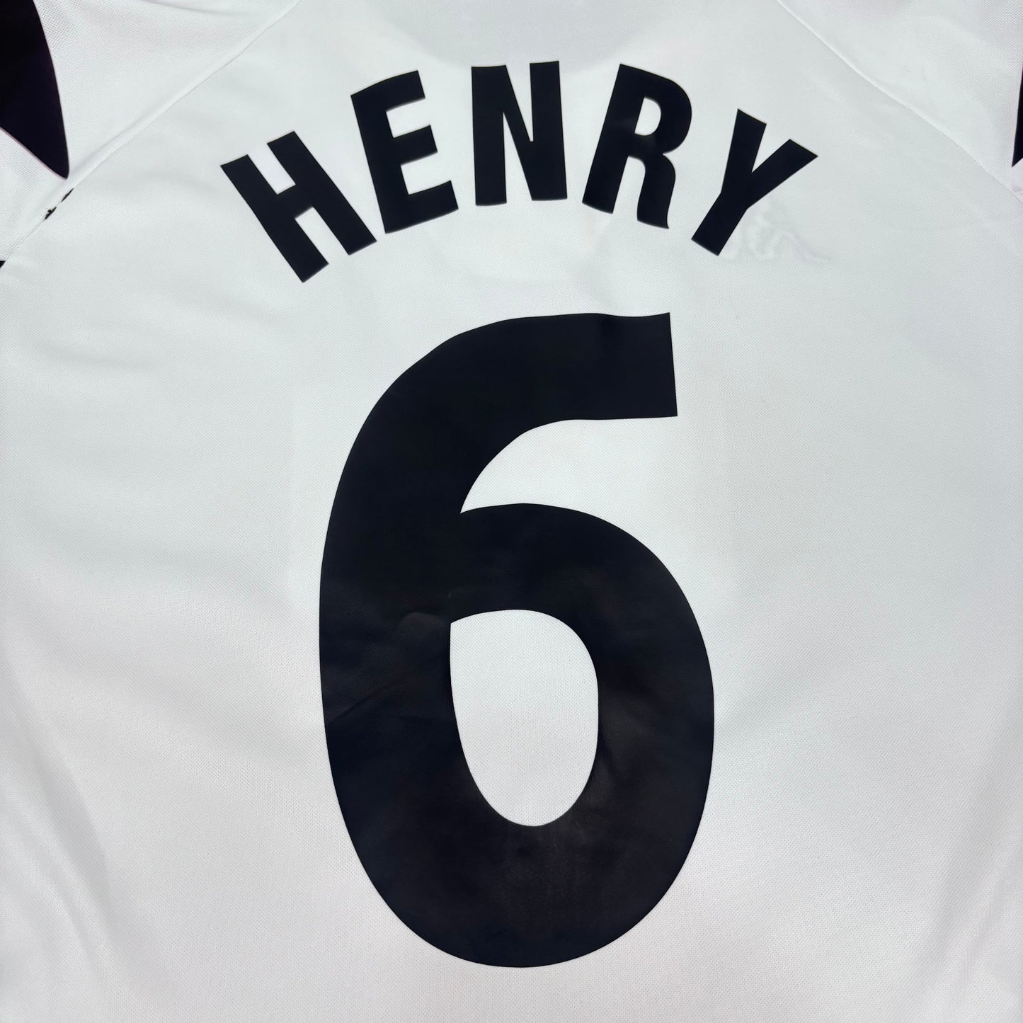 1998/99 Juventus Away Shirt - Henry - XL