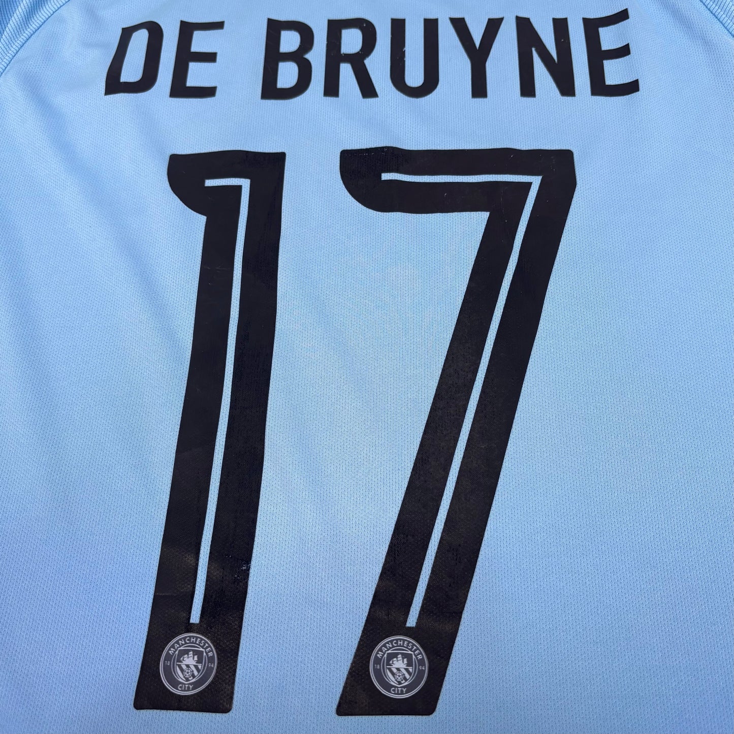 2017/18 Manchester City Home Shirt - De Bruyne - L