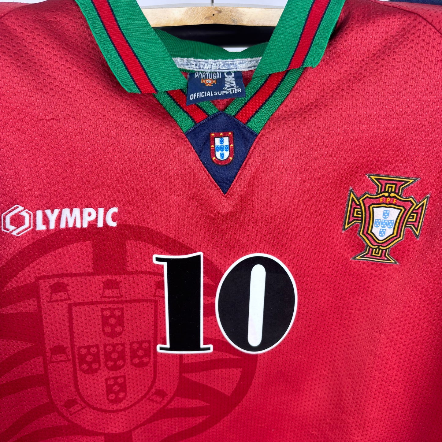 1996/97 Portugal Home Shirt - Rui Costa - L
