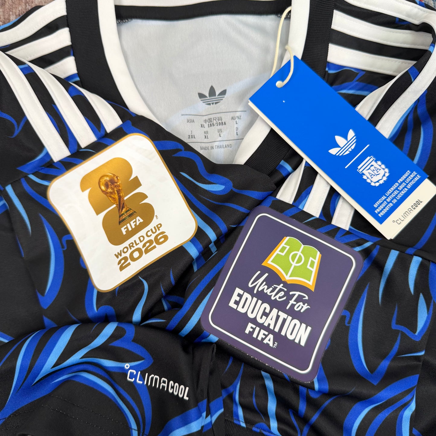 2026/27 Argentina Away Shirt - Messi - L - New with Tag