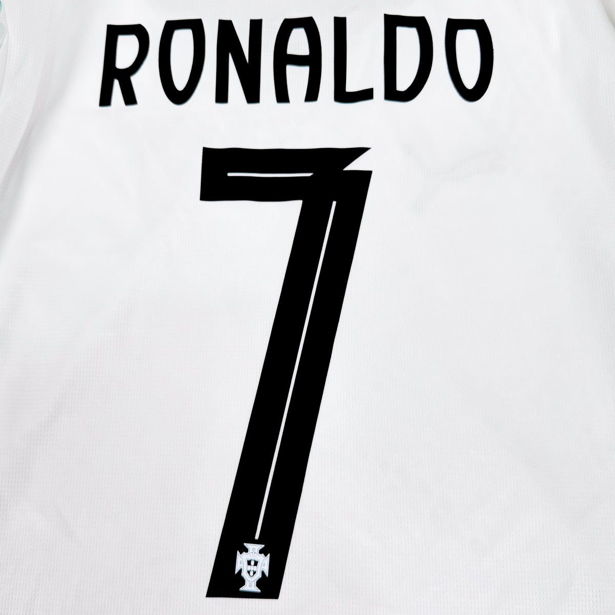 2025/26 Portugal Away Shirt - Cristiano Ronaldo - M