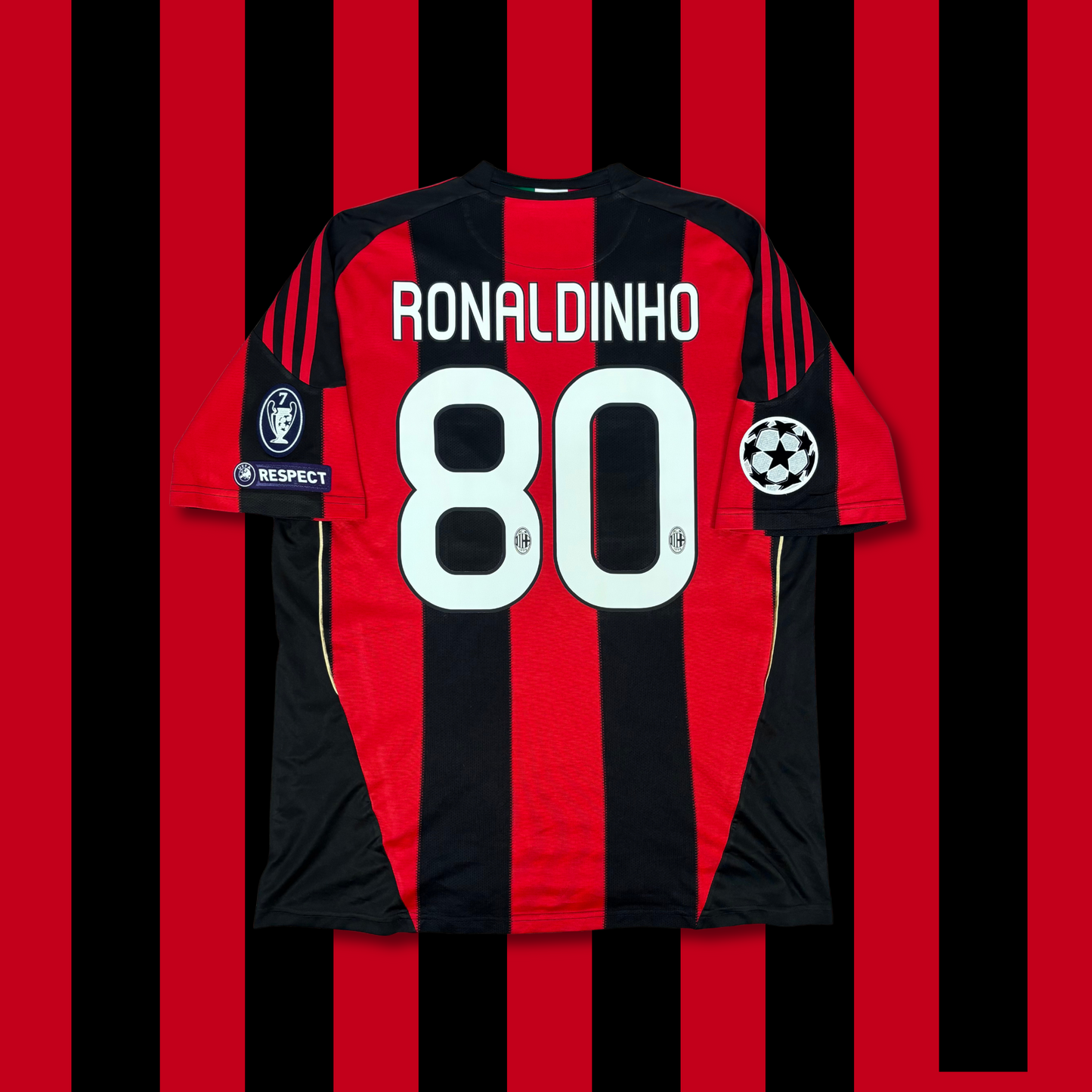 2010/11 AC Milan Home Shirt - Ronaldinho - L