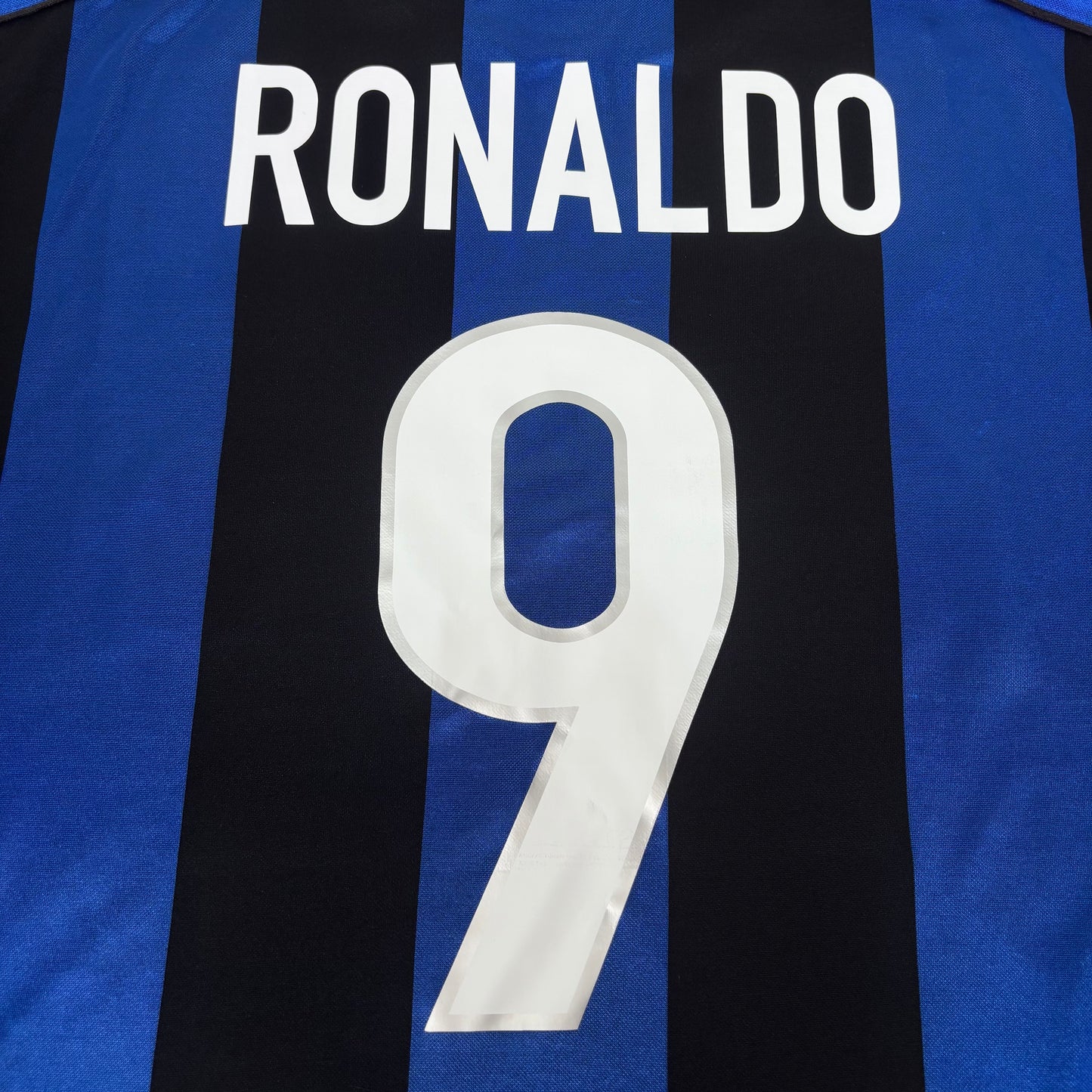 1999/00 Inter Milan Home - Ronaldo - L