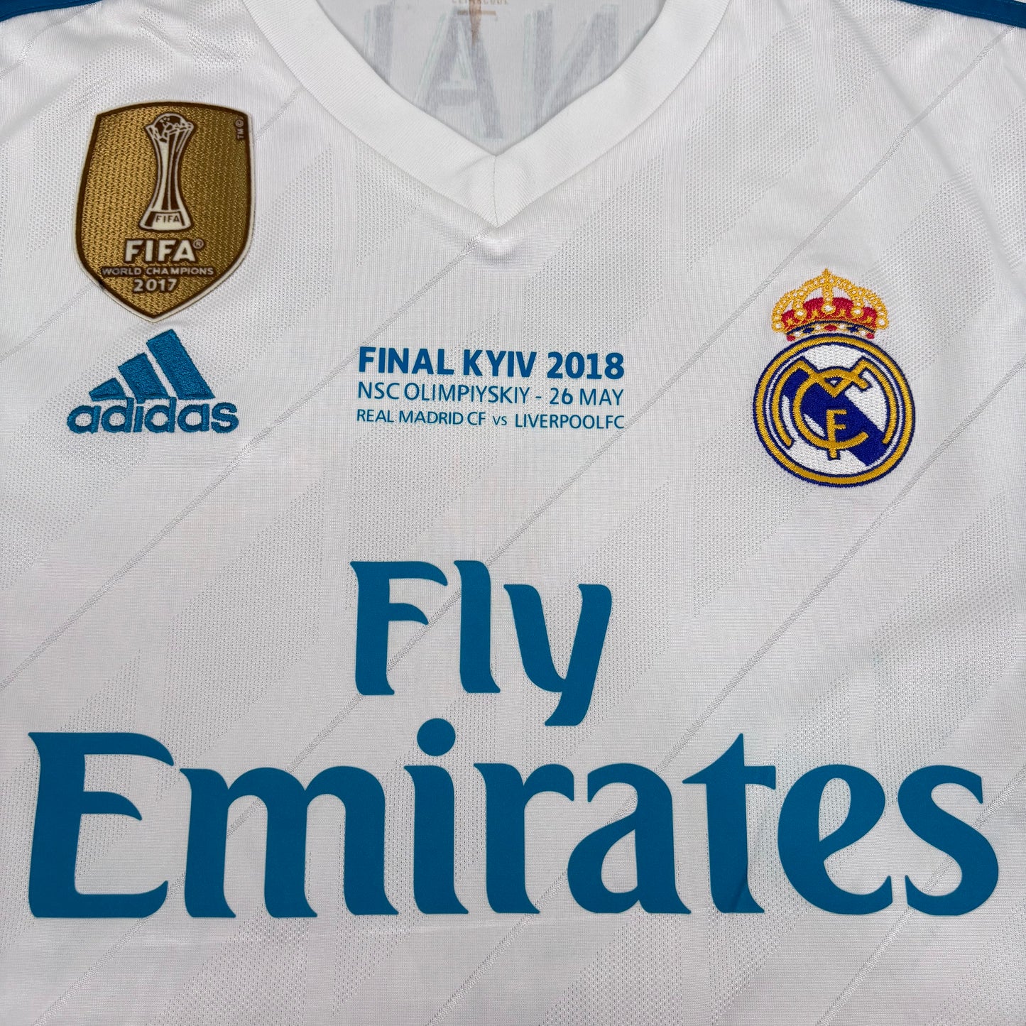 2017/18 Real Madrid Home Shirt - Cristiano Ronaldo - L