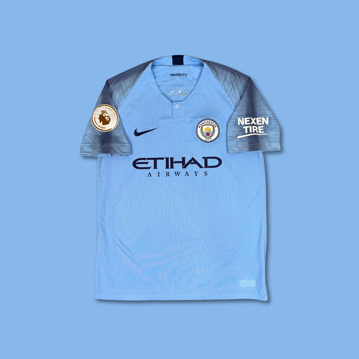 2018/19 Manchester City Home Shirt - David Silva - M