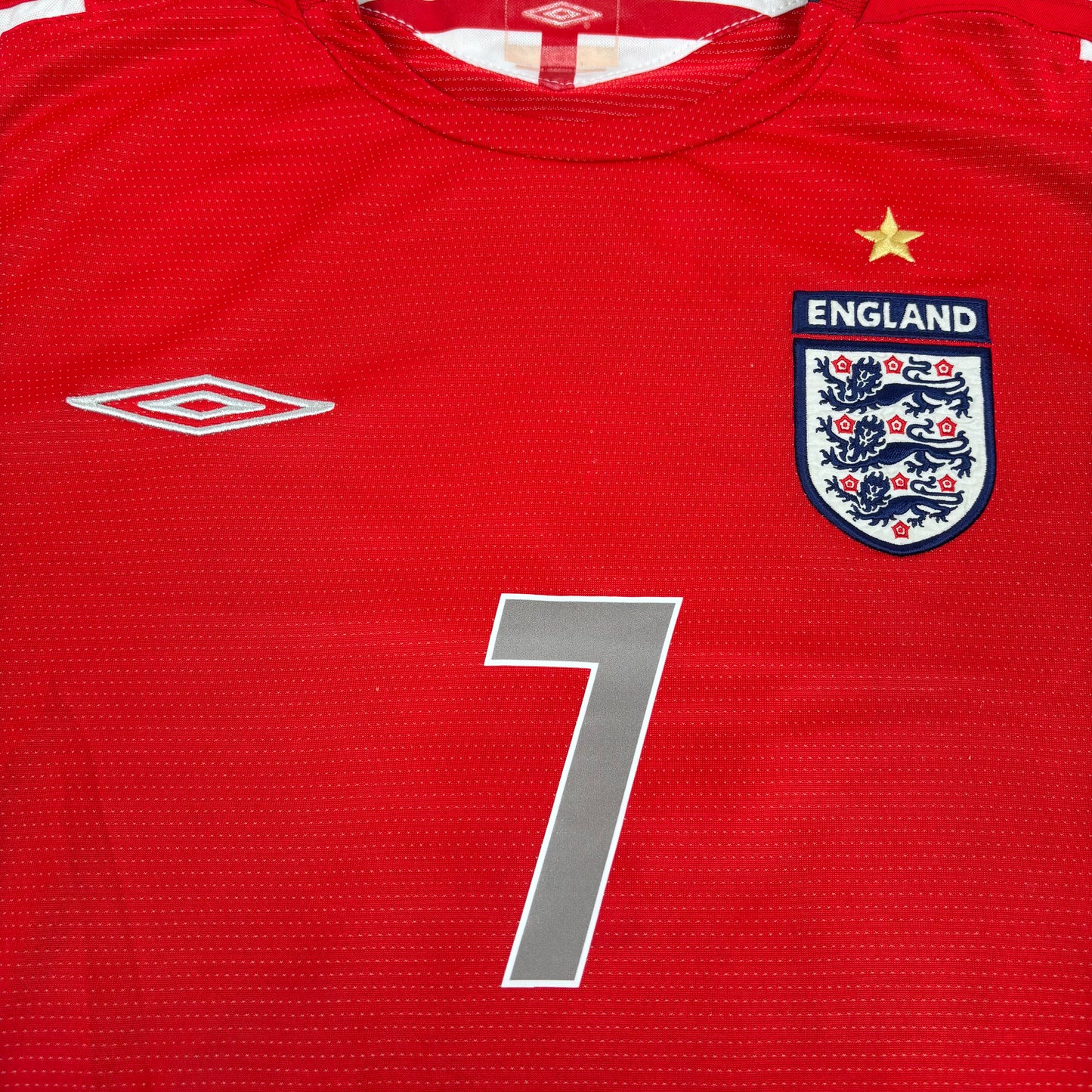 2004/05 England Away Longsleeve Shirt - Beckham - L