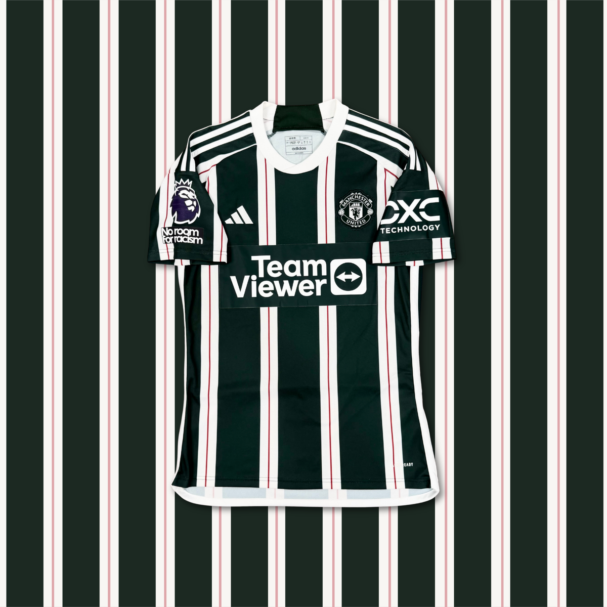 2023/24 Manchester United Away Shirt - Bruno Fernandes - S